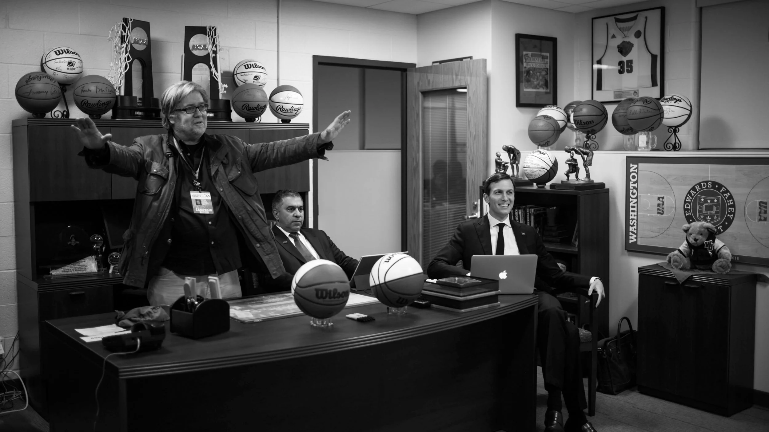 443-6529-2136-3109-PresDebate#2-330-161009-Doug Coulter-2.jpg