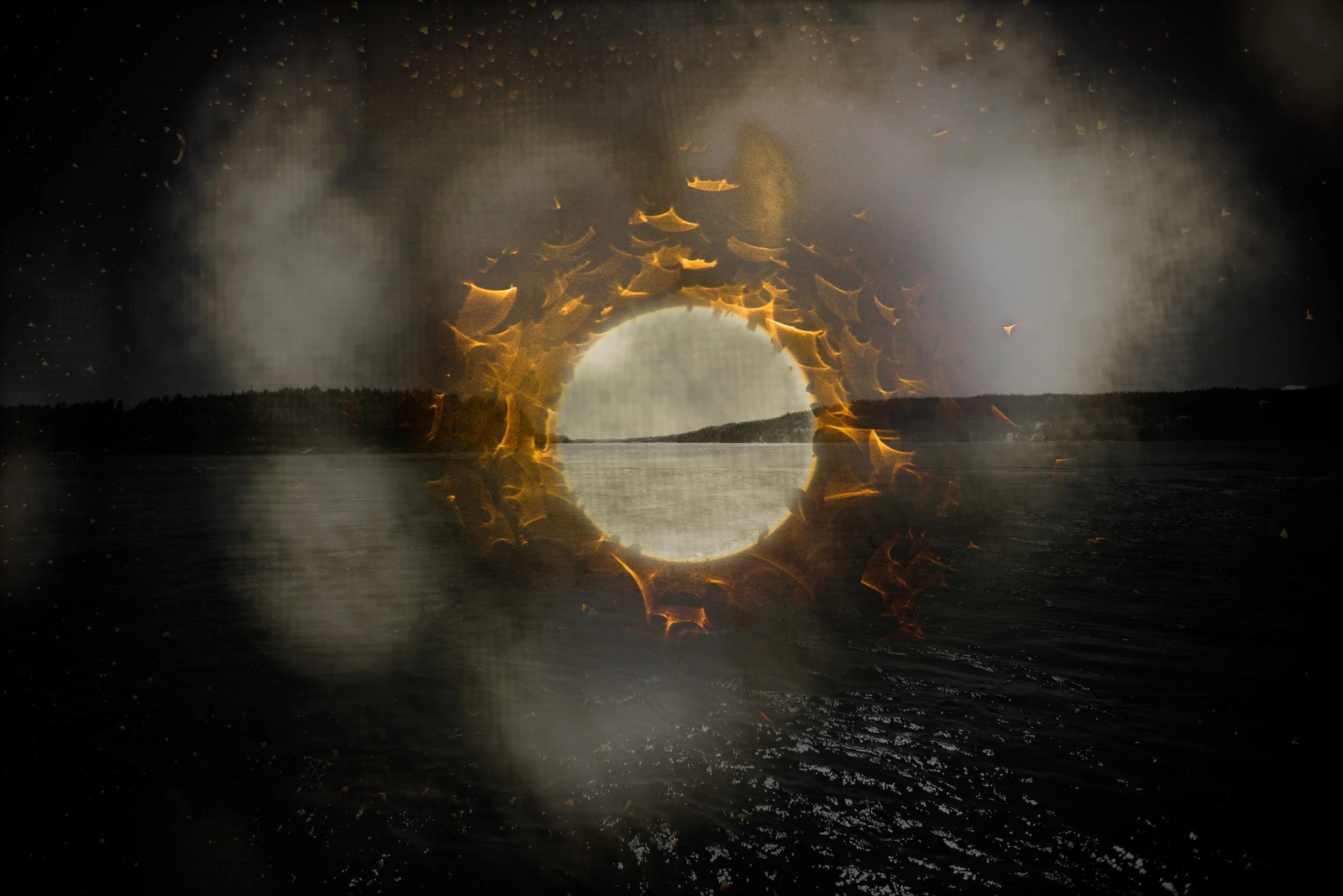 050-253-230-2552-0208-Behind the sun-2-090711-Doug Coulter.jpg