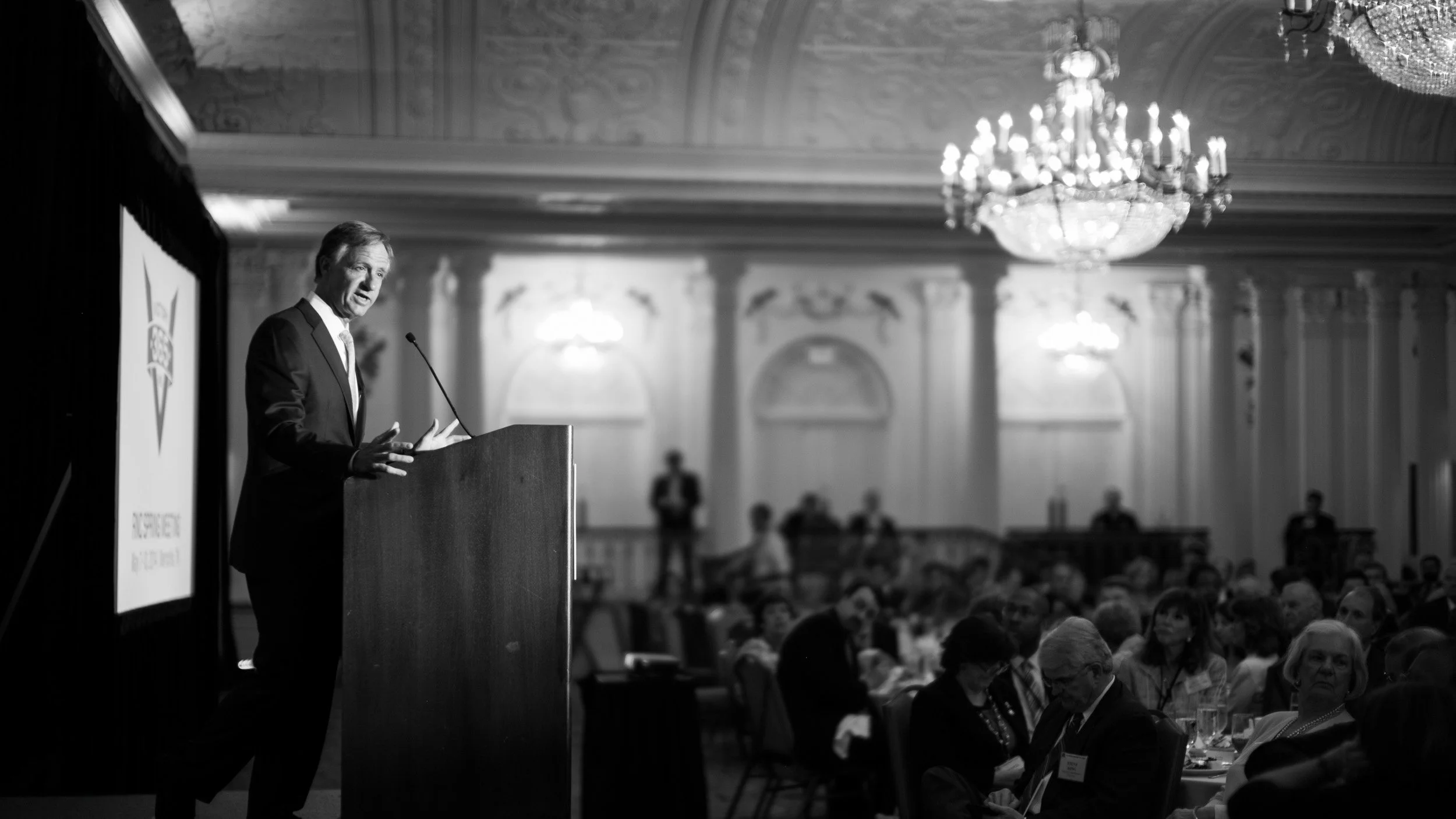 641-3059-1085-1610-L1010364-140508-Doug Coulter.jpg