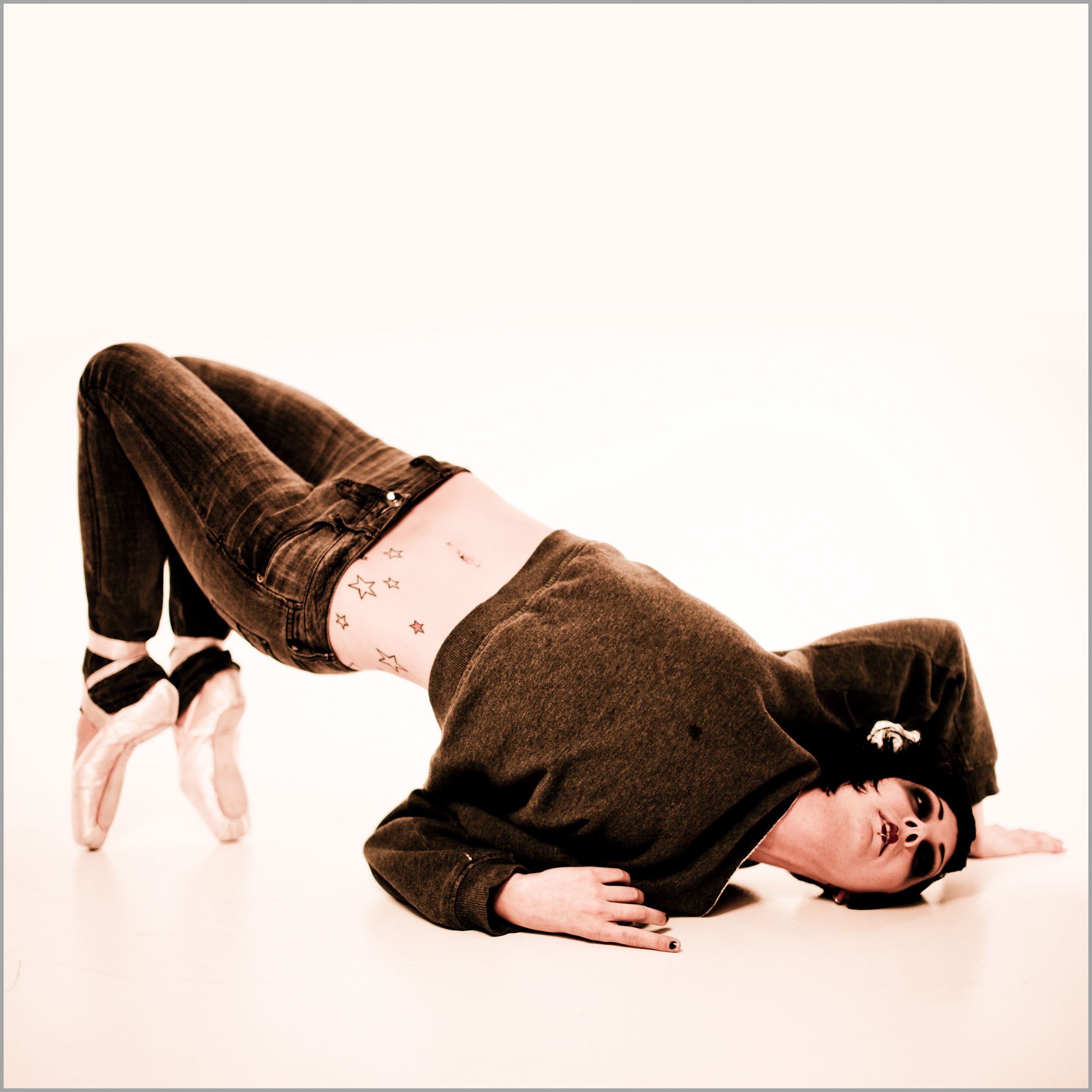 47-4171-0203-345-Dancer-7-090202-Doug Coulter-2.jpg