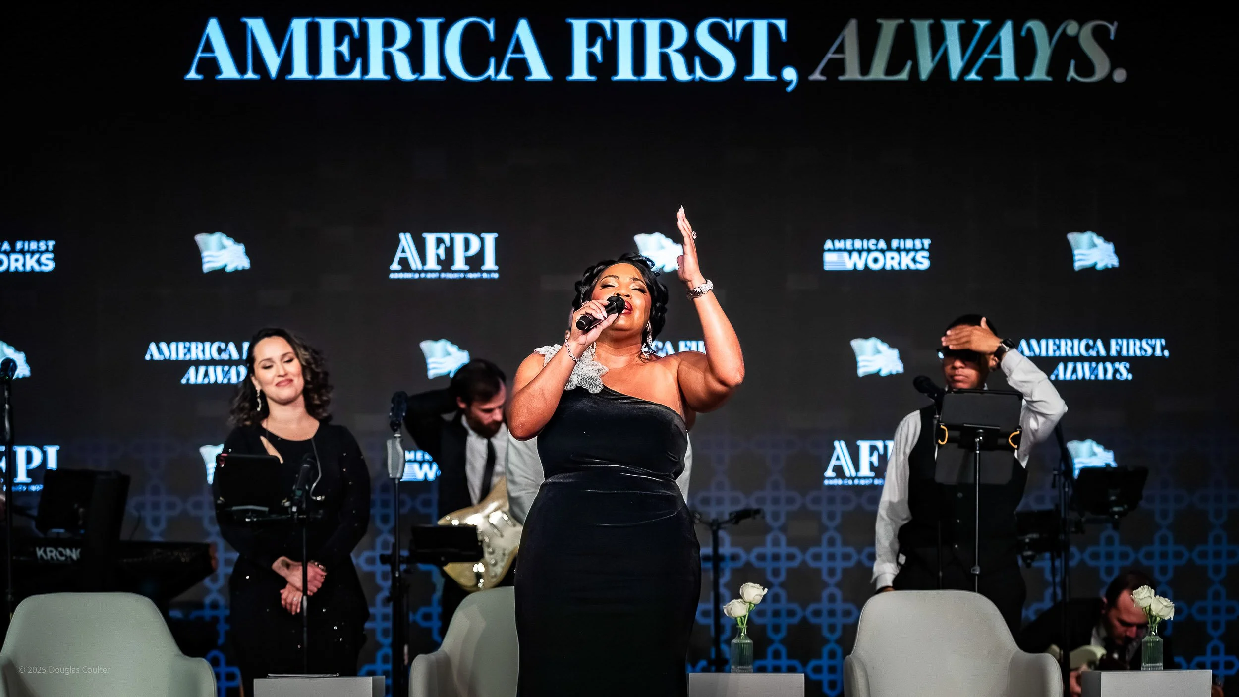 0264-_07I7514-251121- ©2025 Doug Coulter.jpg