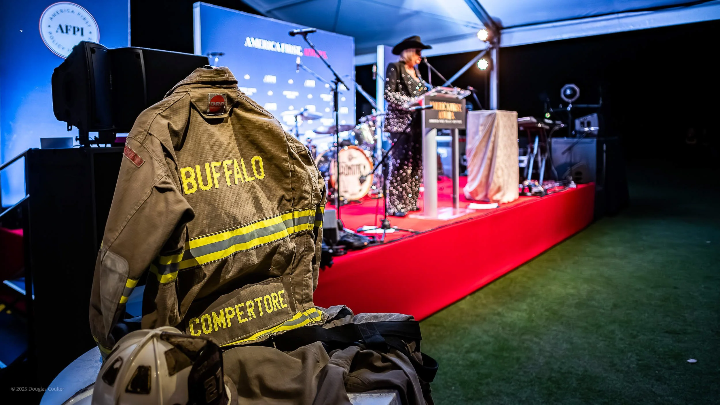 0130-S3180932-251120- ©2025 Doug Coulter.jpg