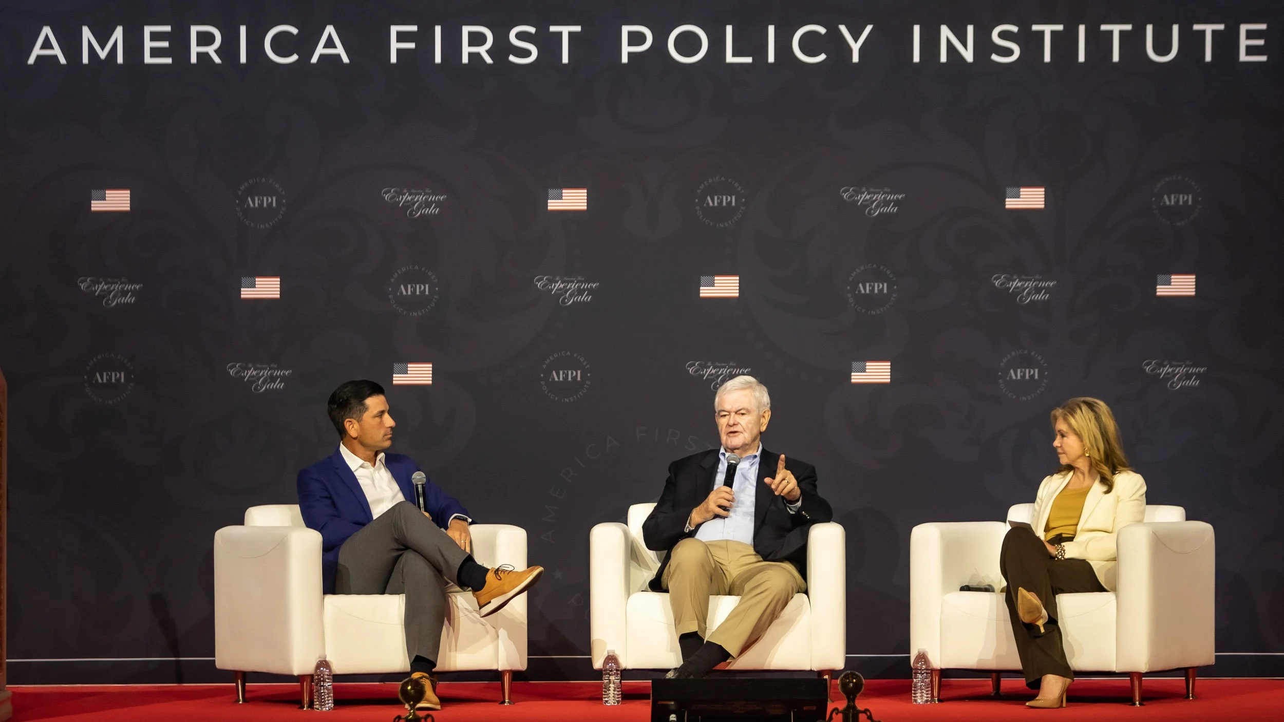 1033-2394-5514-_07I1725-221118-Doug Coulter.jpg