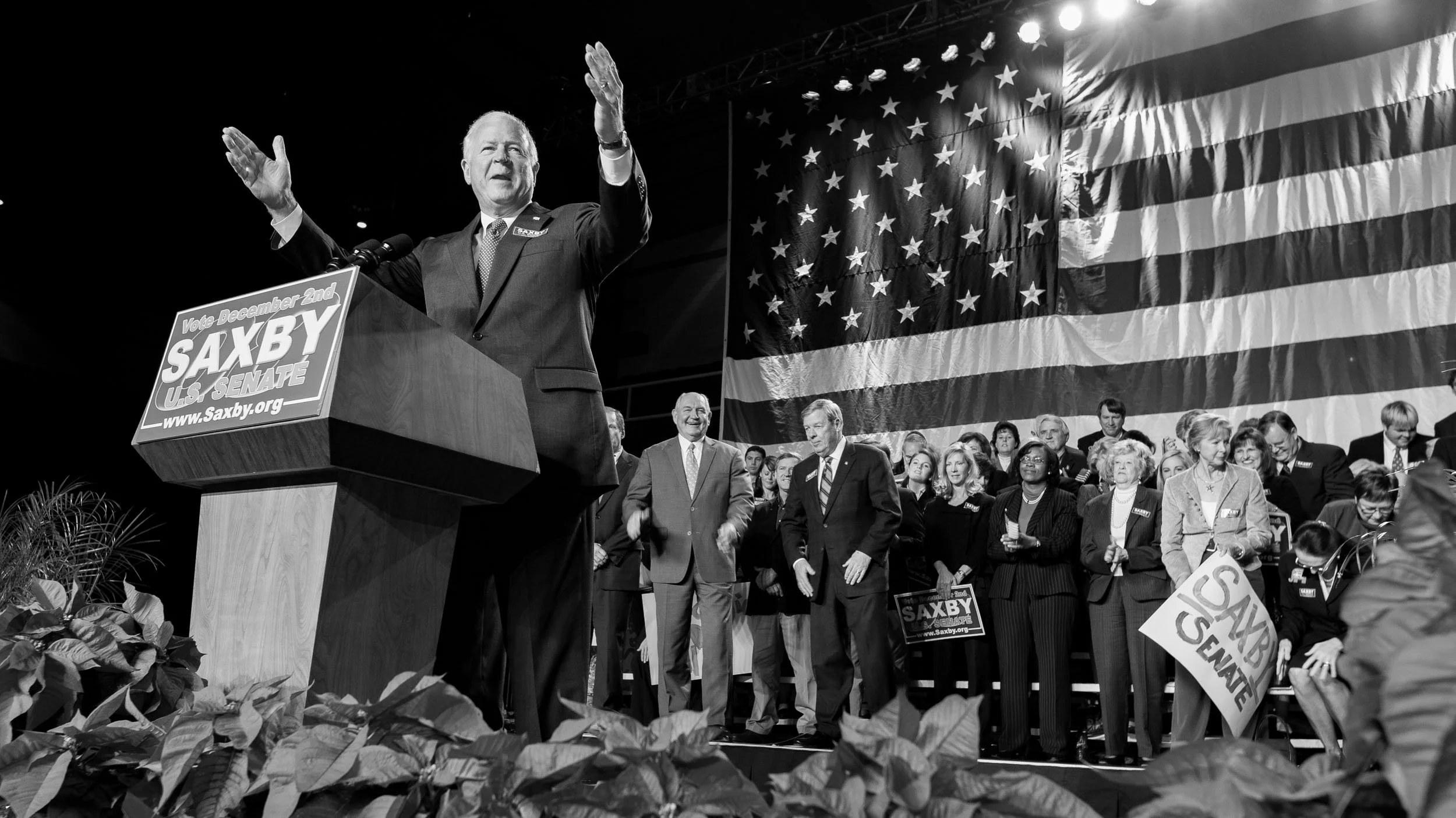 802-1460-0178-317-Cham-Palin-917-081201-Doug Coulter.jpg