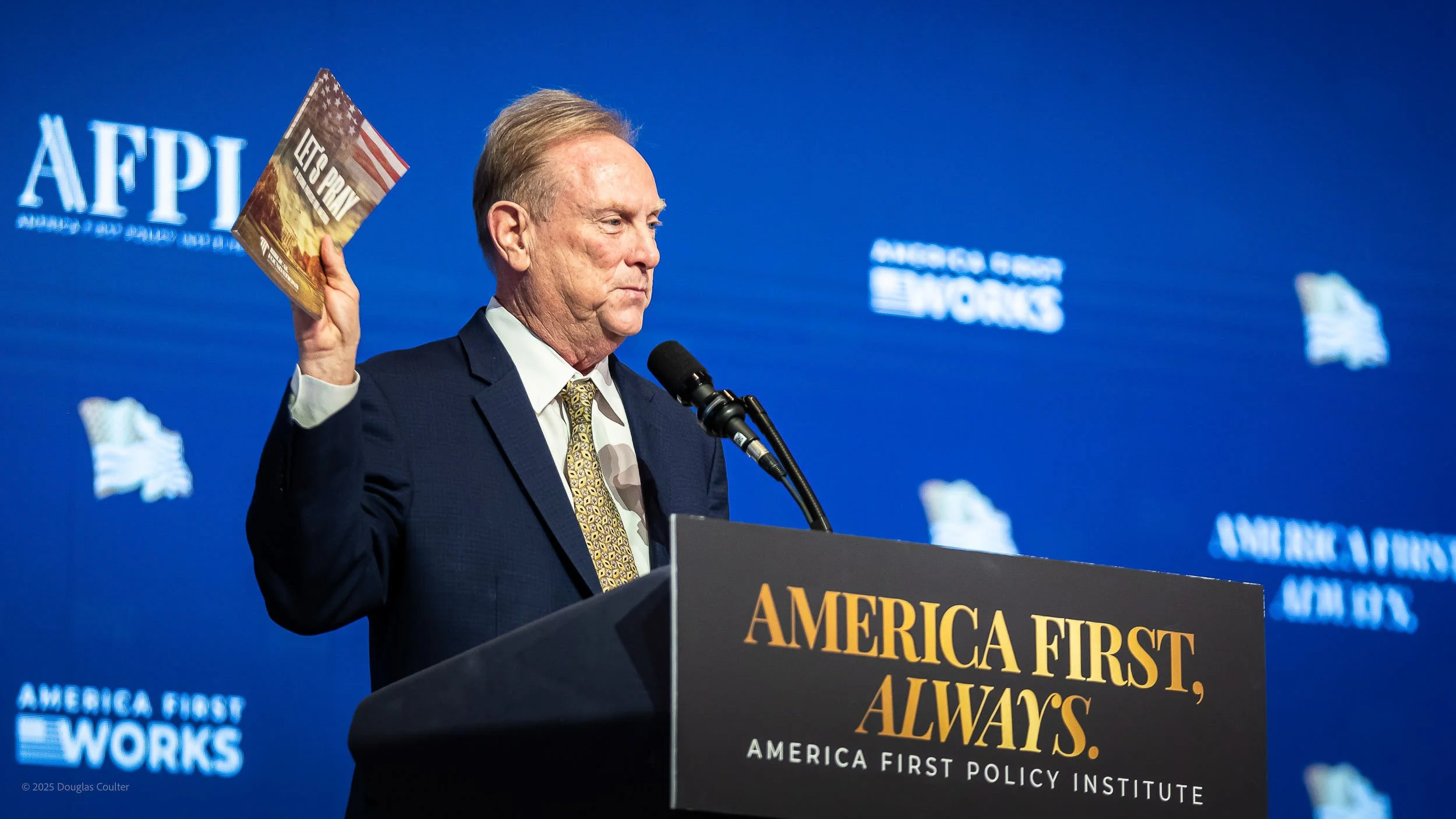 0161-_07I5566-251121- ©2025 Doug Coulter.jpg