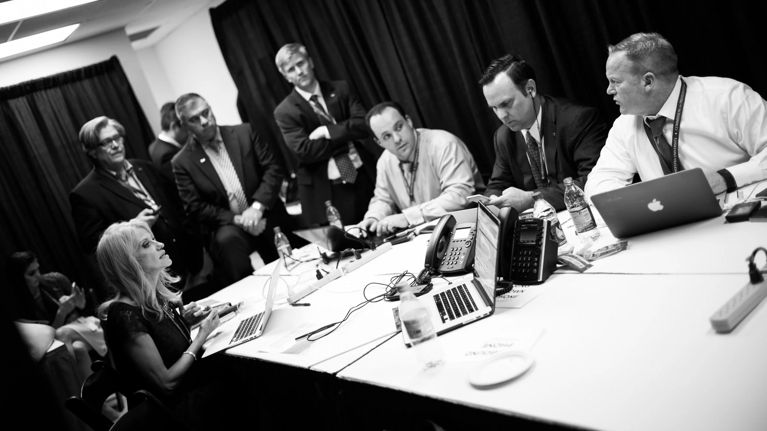 181-6306-2065-3021-PresDebate#1-187-160926-Doug Coulter-2.jpg