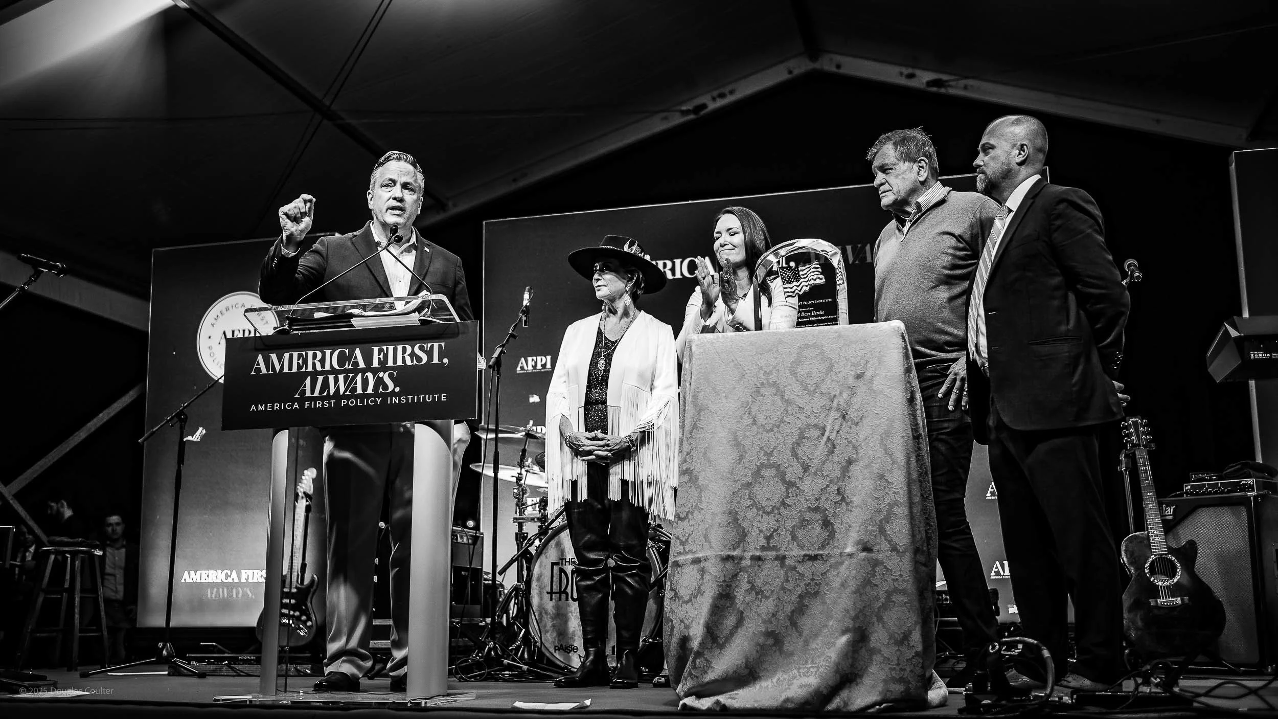 0136-M10M9962-251120- ©2025 Doug Coulter.jpg