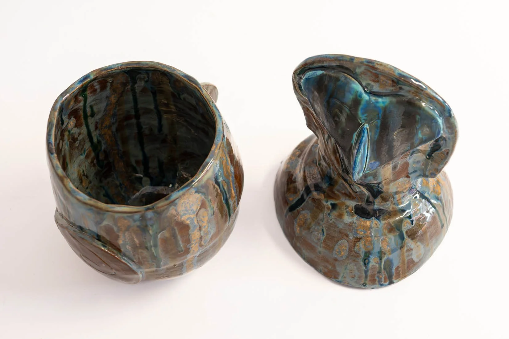 The Wise. Dimensions 35 cm H x 18 cm Diameter. Materials: high temperature stoneware and high temperature glazes. 2026