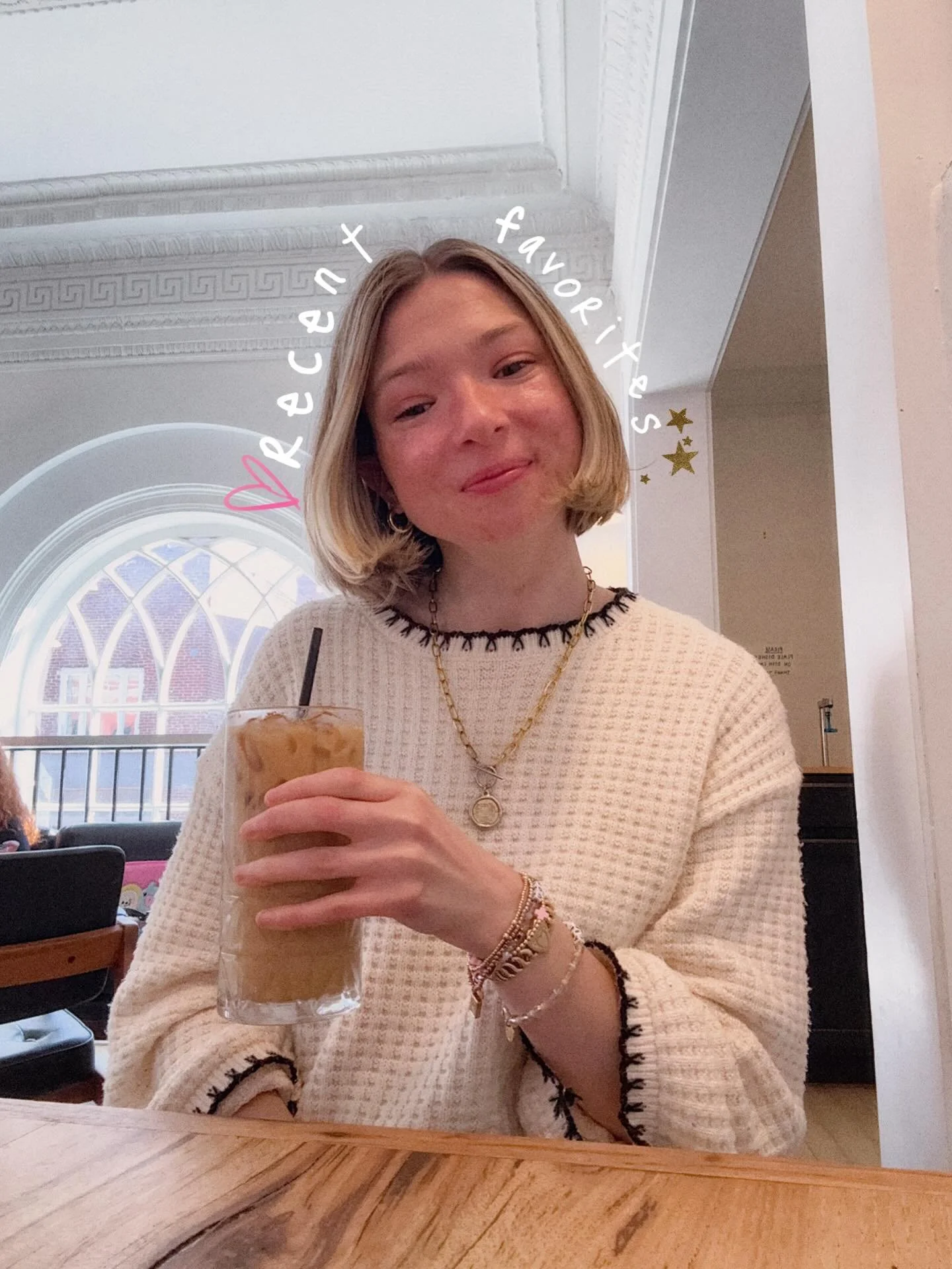 recent camera roll favorites 
🌟🫶🏻🪩🎀📸☕️