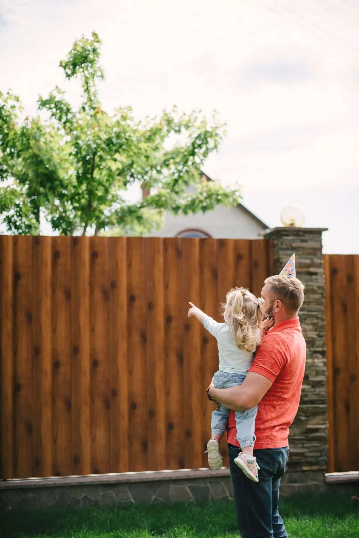 Landscaping Scottsdale Yards for Privacy: Fencing &amp; Green Barriers