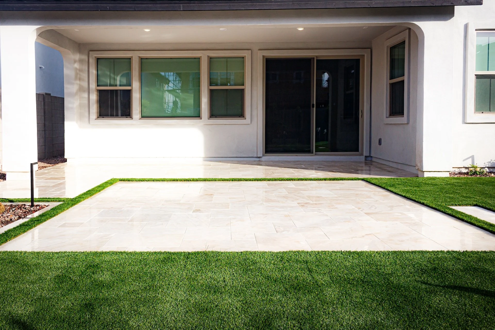 artificial turf company