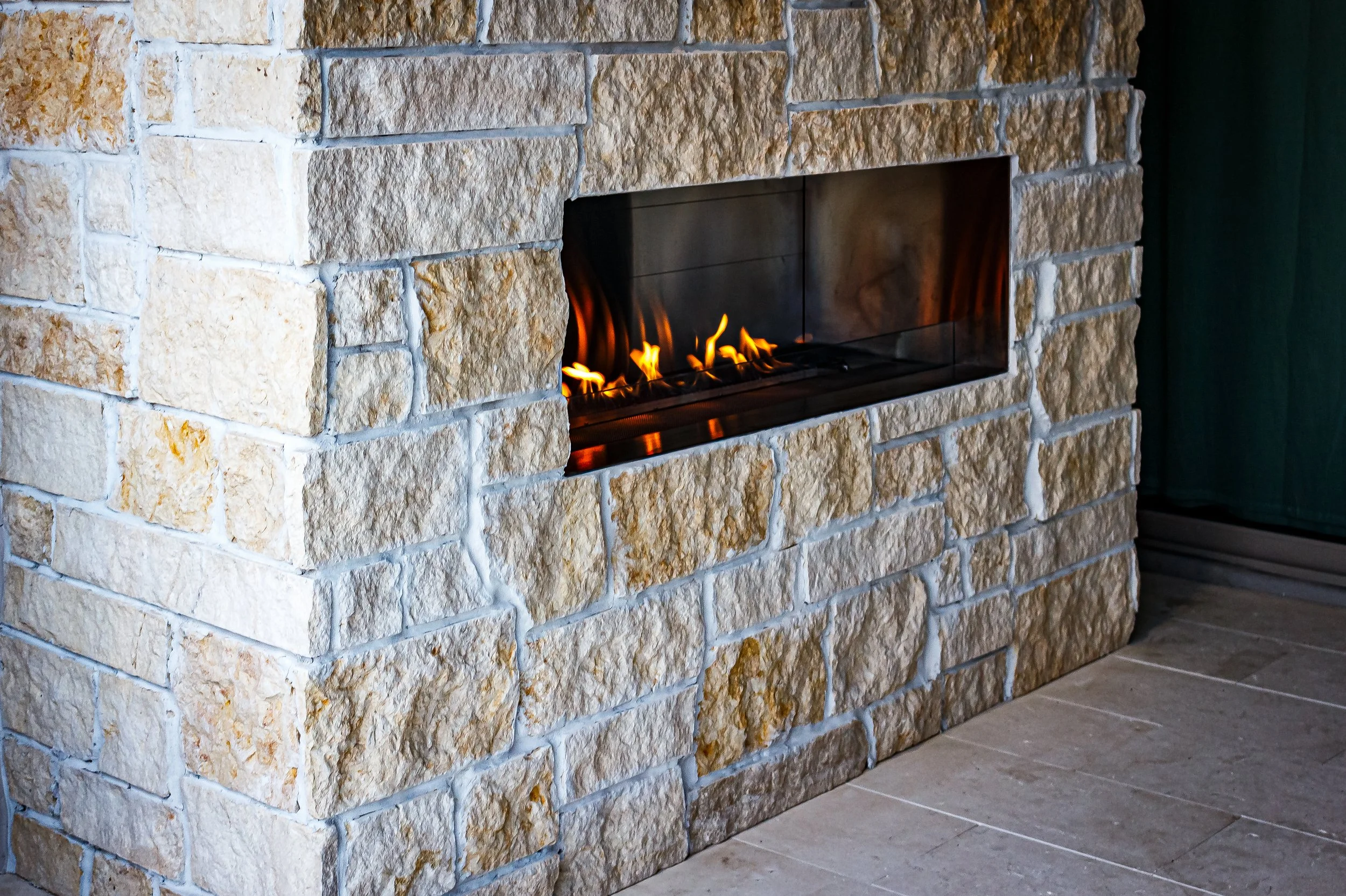 outdoor fireplace and pergola in Surprise, AZ