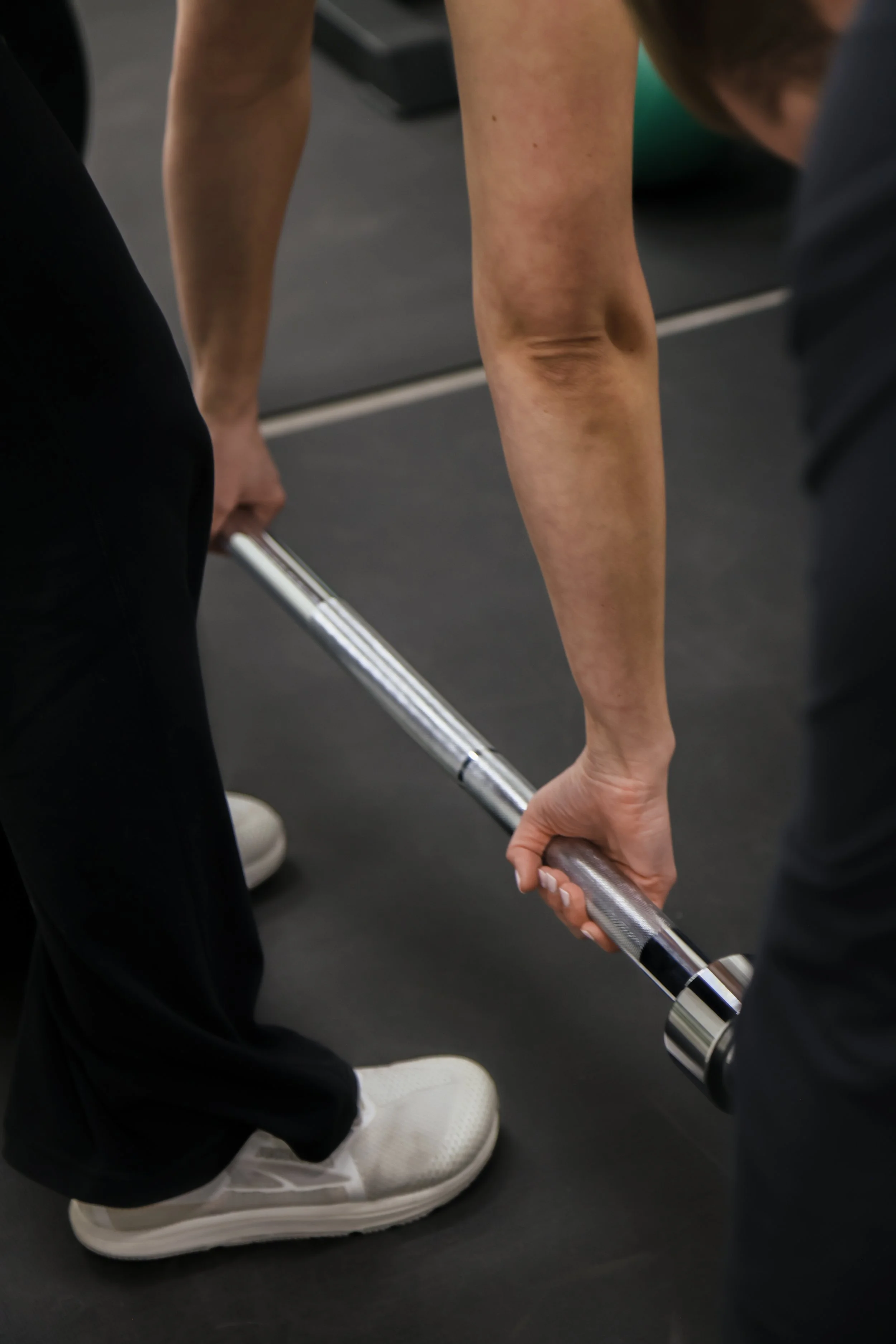 Lifting Heavy Without Fear: What Research Actually Says About Weightlifting and Your Pelvic Floor