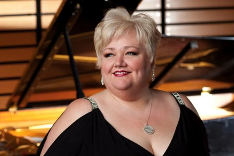 STEPHANIE BLYTHE | Interview