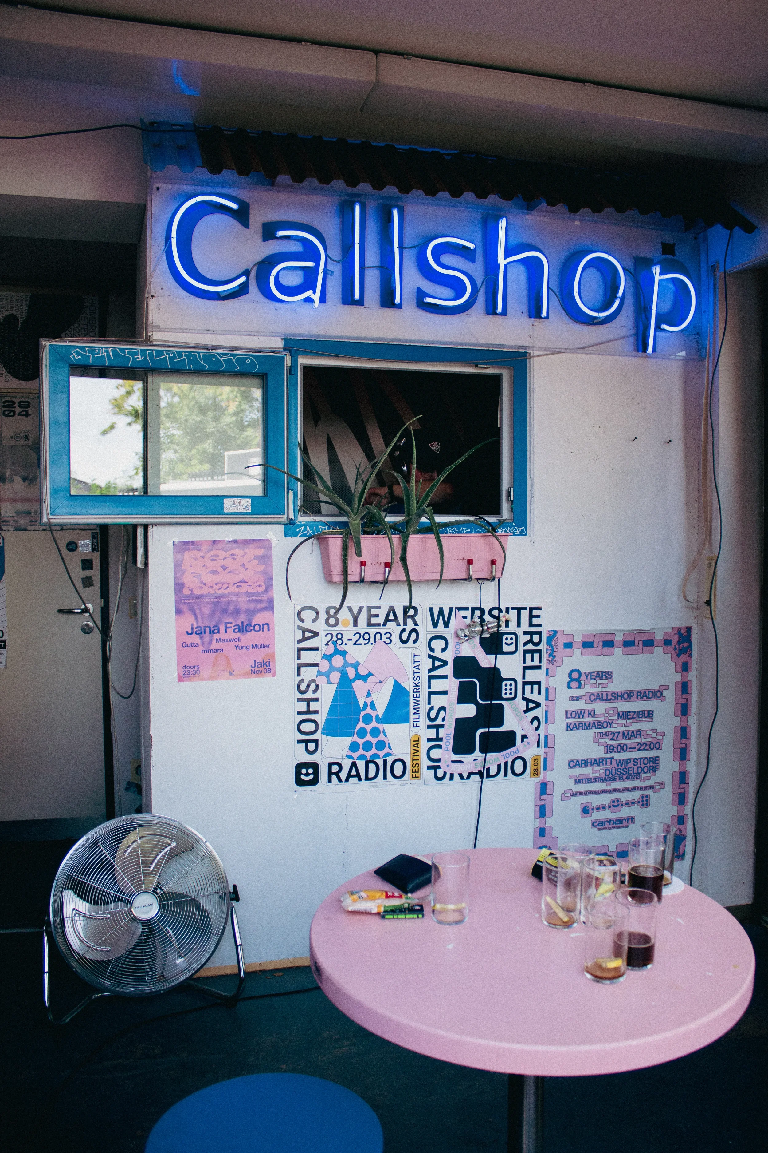 callshop_radio-04.webp