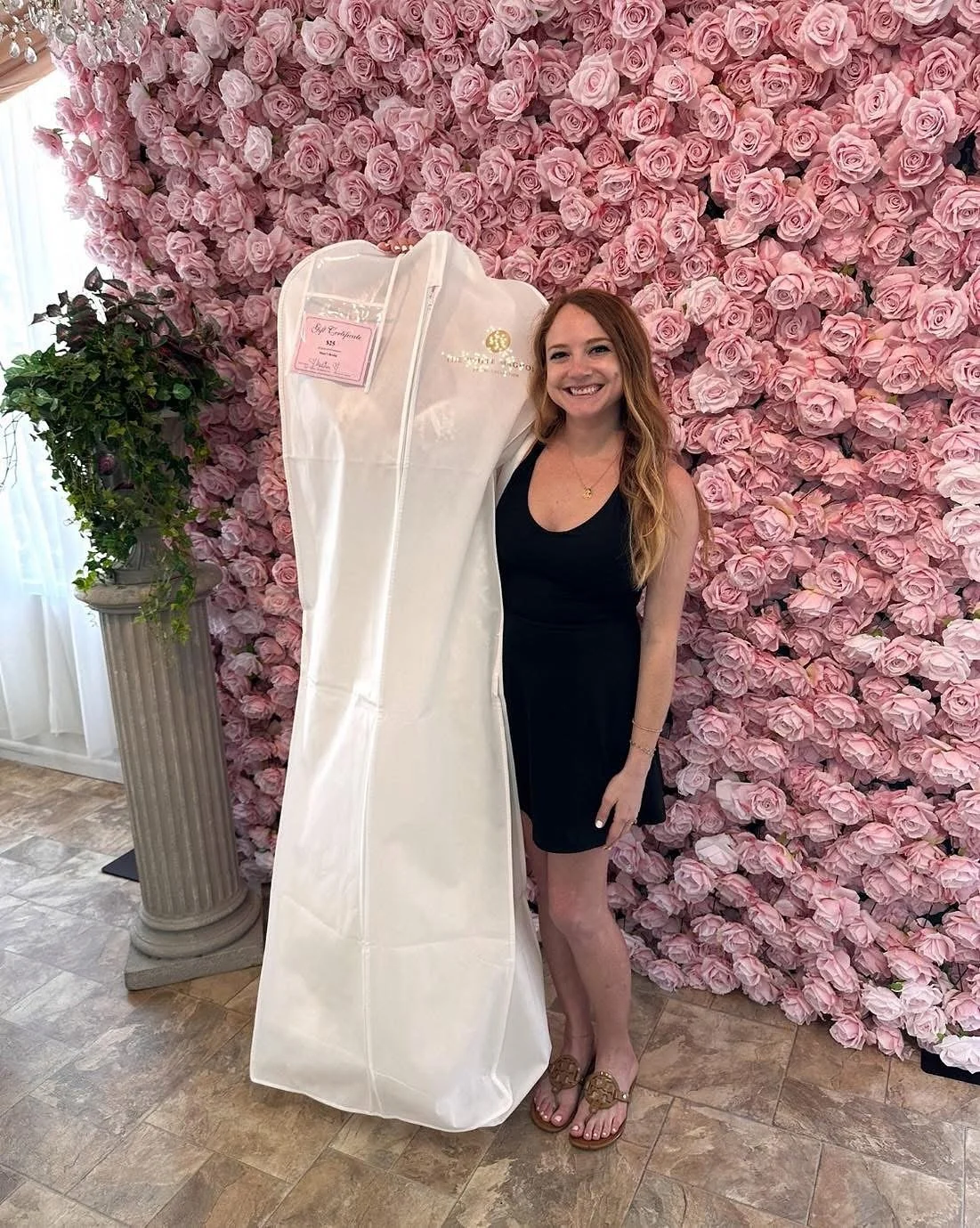 Beautiful brides-to-be said YES to the dress 💍🌸
Our 8ft x 8ft pink flower wall made the perfect backdrop for this unforgettable moment! 💕
Brides-to-be, bridal showers, baby showers &amp; more &mdash; if you&rsquo;re dreaming of a floral photo mome