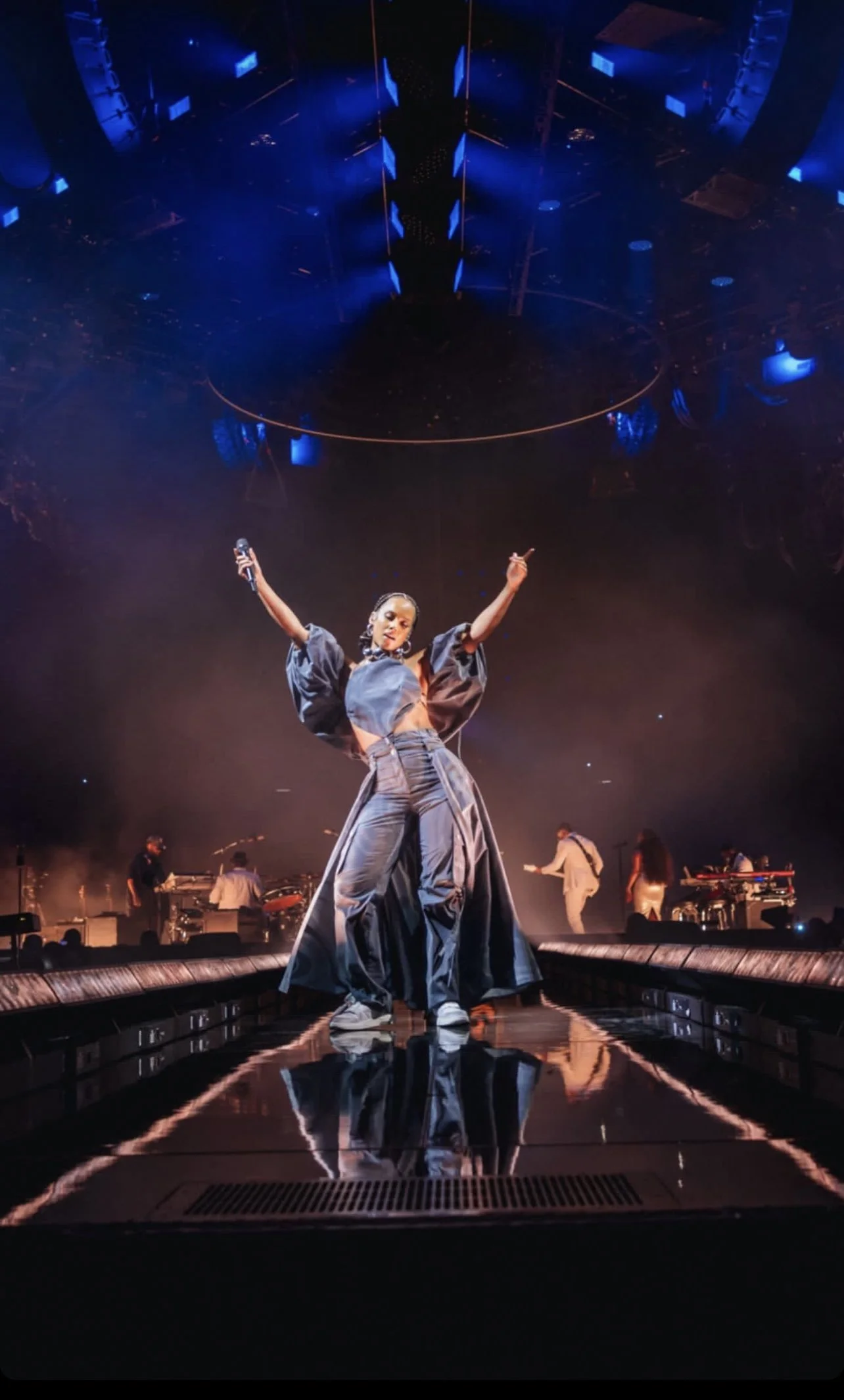 ALICIA KEYS KEYS TO THE SUMMER TOUR LA