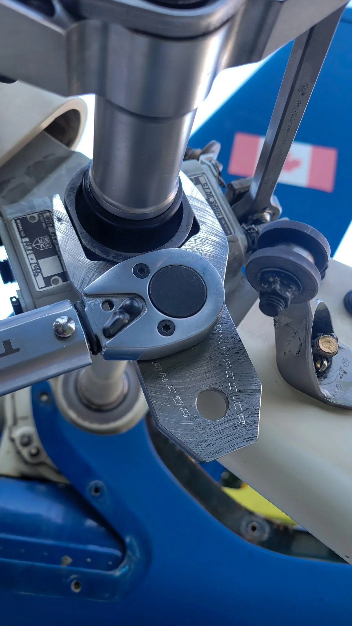 Bell 407 special tool helicopter tail rotor fuel nozzle