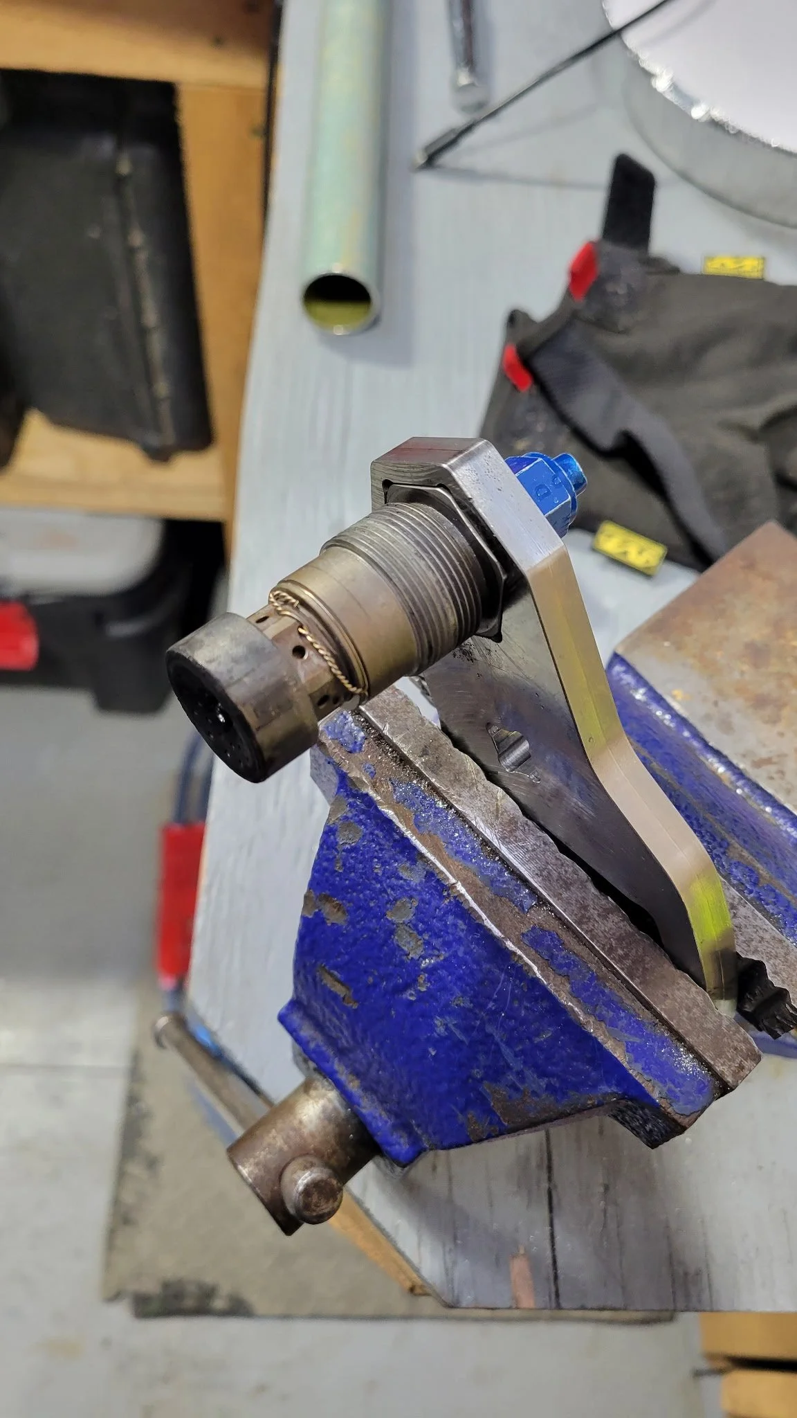 Bell 407 special tool helicopter tail rotor fuel nozzle