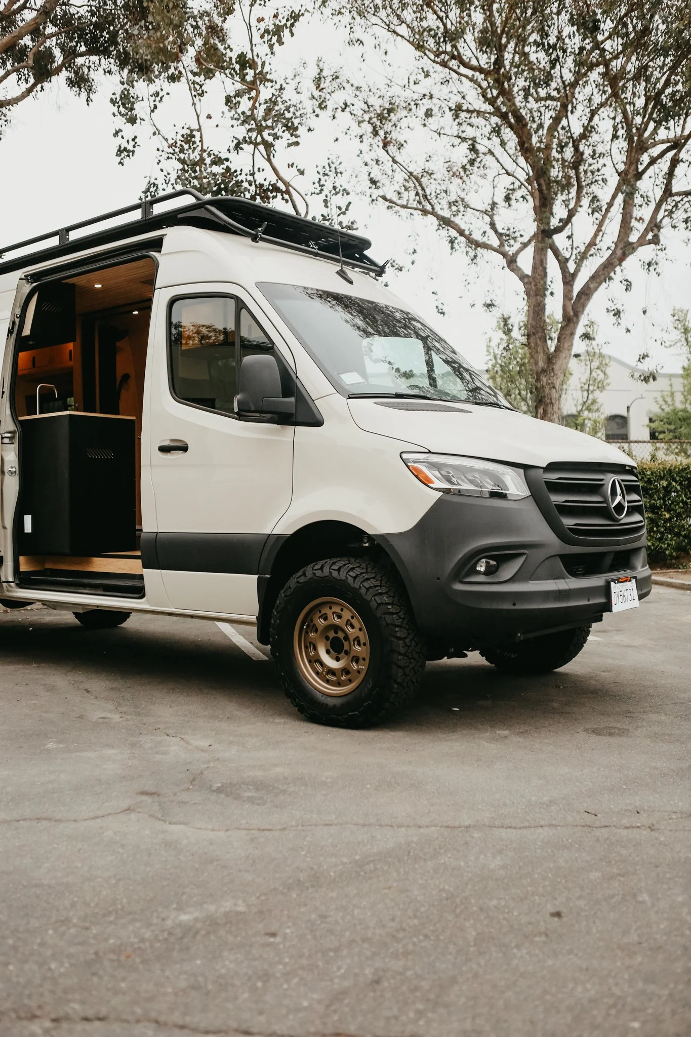 The Best Way to Stop Van Sway (And What Trailer Owners Can Teach Us)