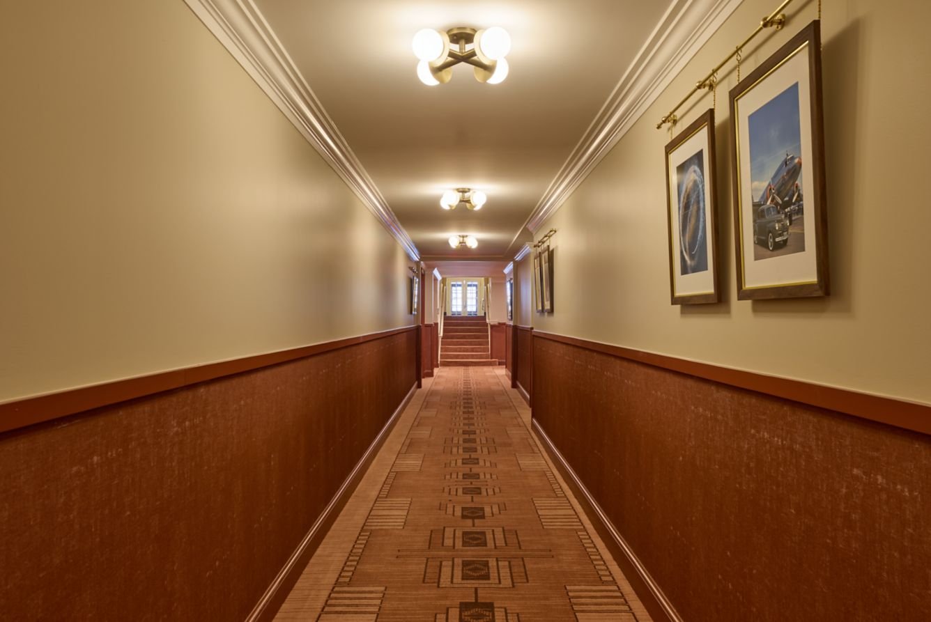 ak-dtwdk-hallways-of-history-22923_Classic-Hor.jpeg