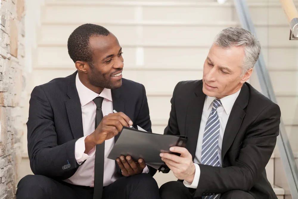 How Introverts Can Outperform Extroverts at Networking