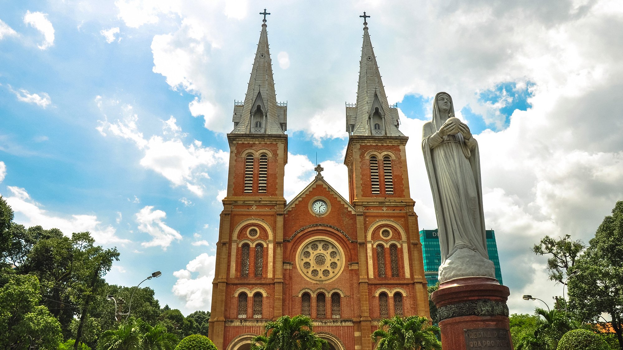 Ho Chi Minh Notre Dame Cathedral.jpg
