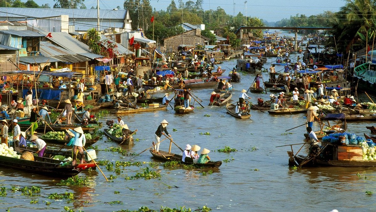 Mekong Tra On Floating Market2.jpg