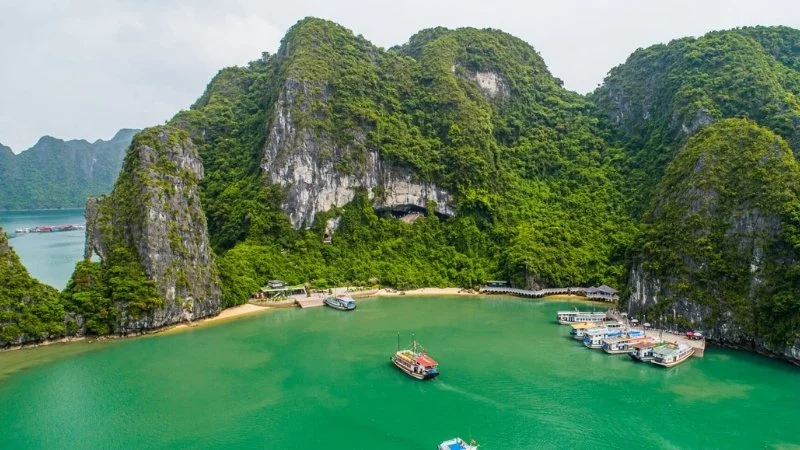 Halong Bay Titop Beach (1).jpg