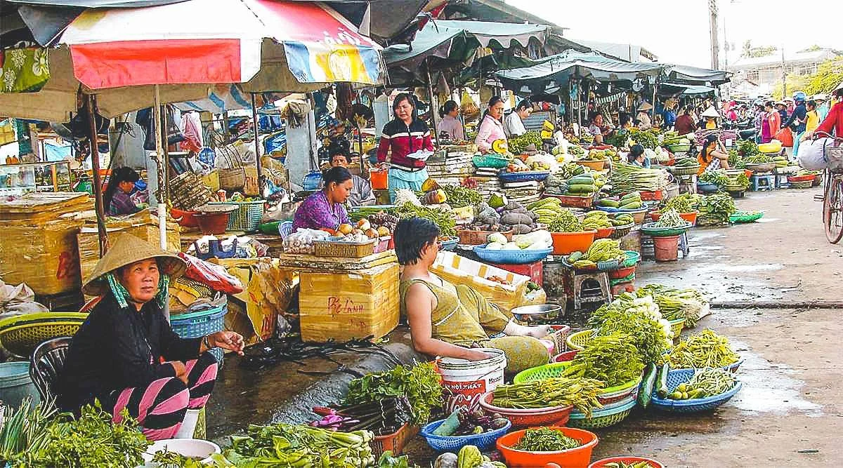 Mekong Mekong Cai Be Market.jpg