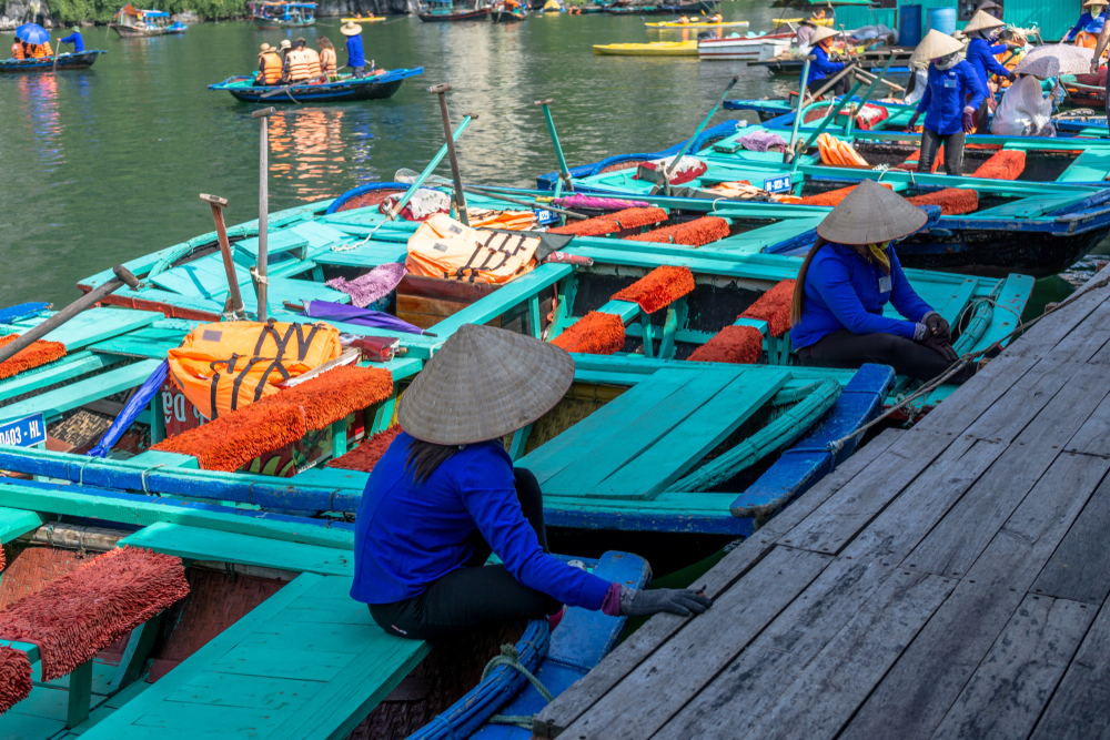 Halong Bay Cua Van Village (1).png
