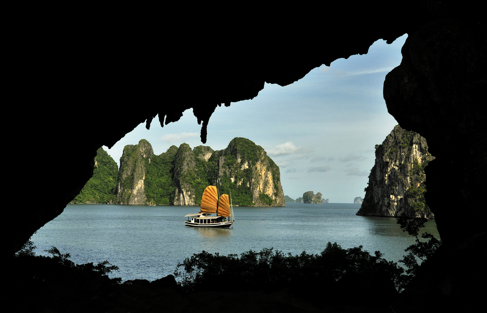 Halong Bay Trong Cave1.png