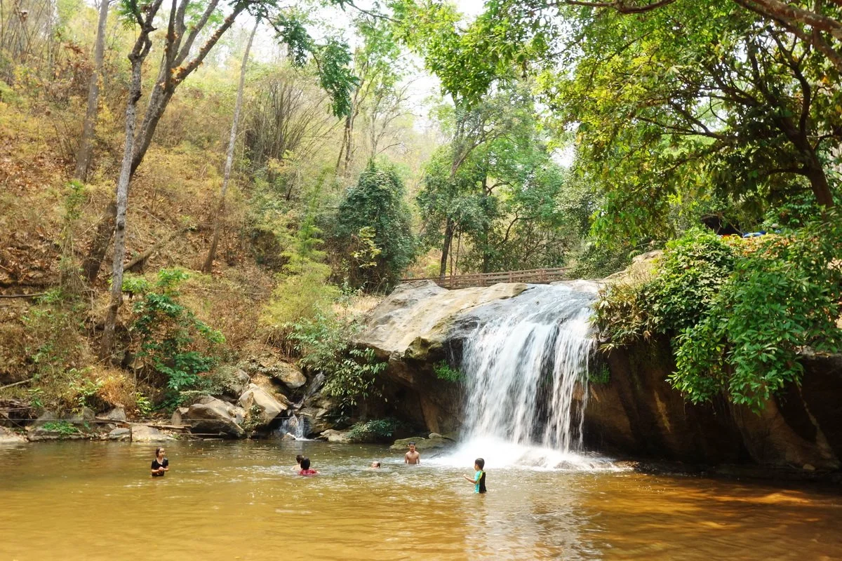 Chiang Mai mae-sa-waterfall01.jpg