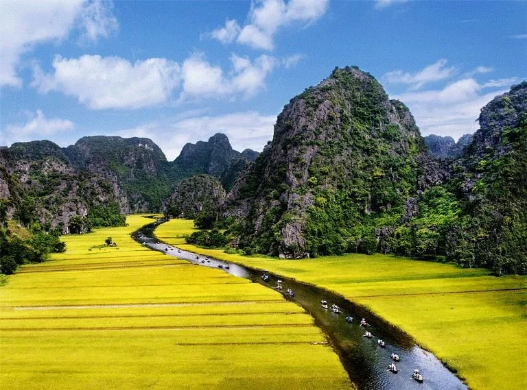 Ninh Binh Thung Nang1.jpg