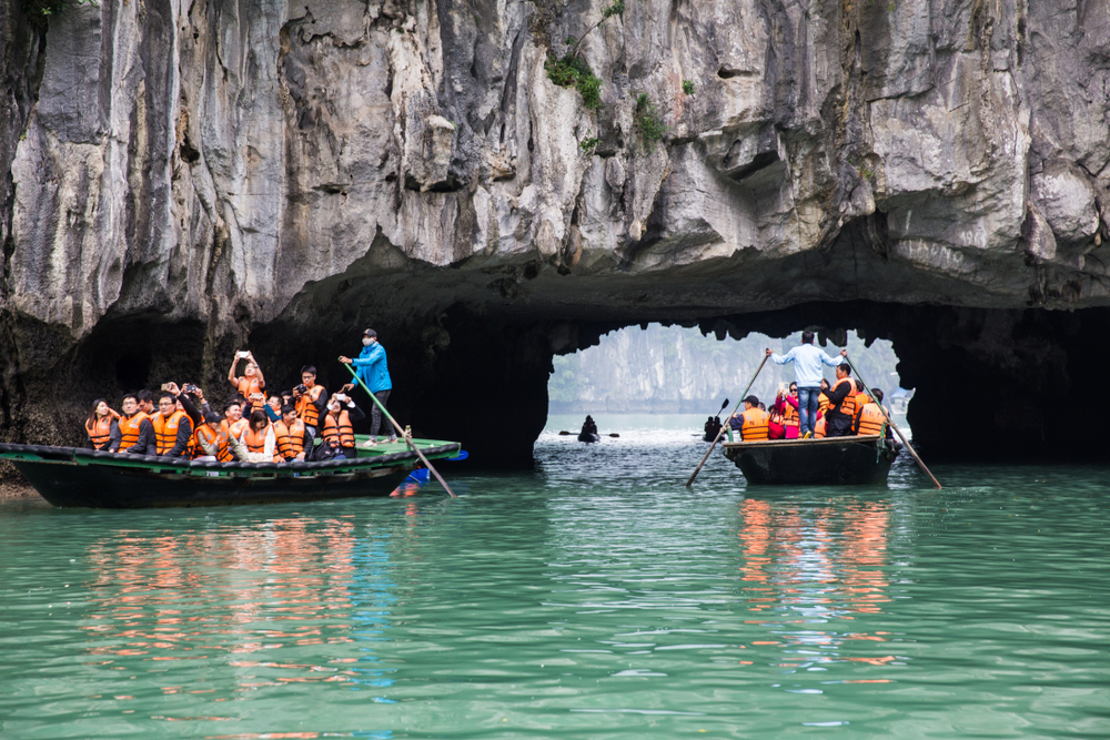 Halong Bay Luon Cave.png