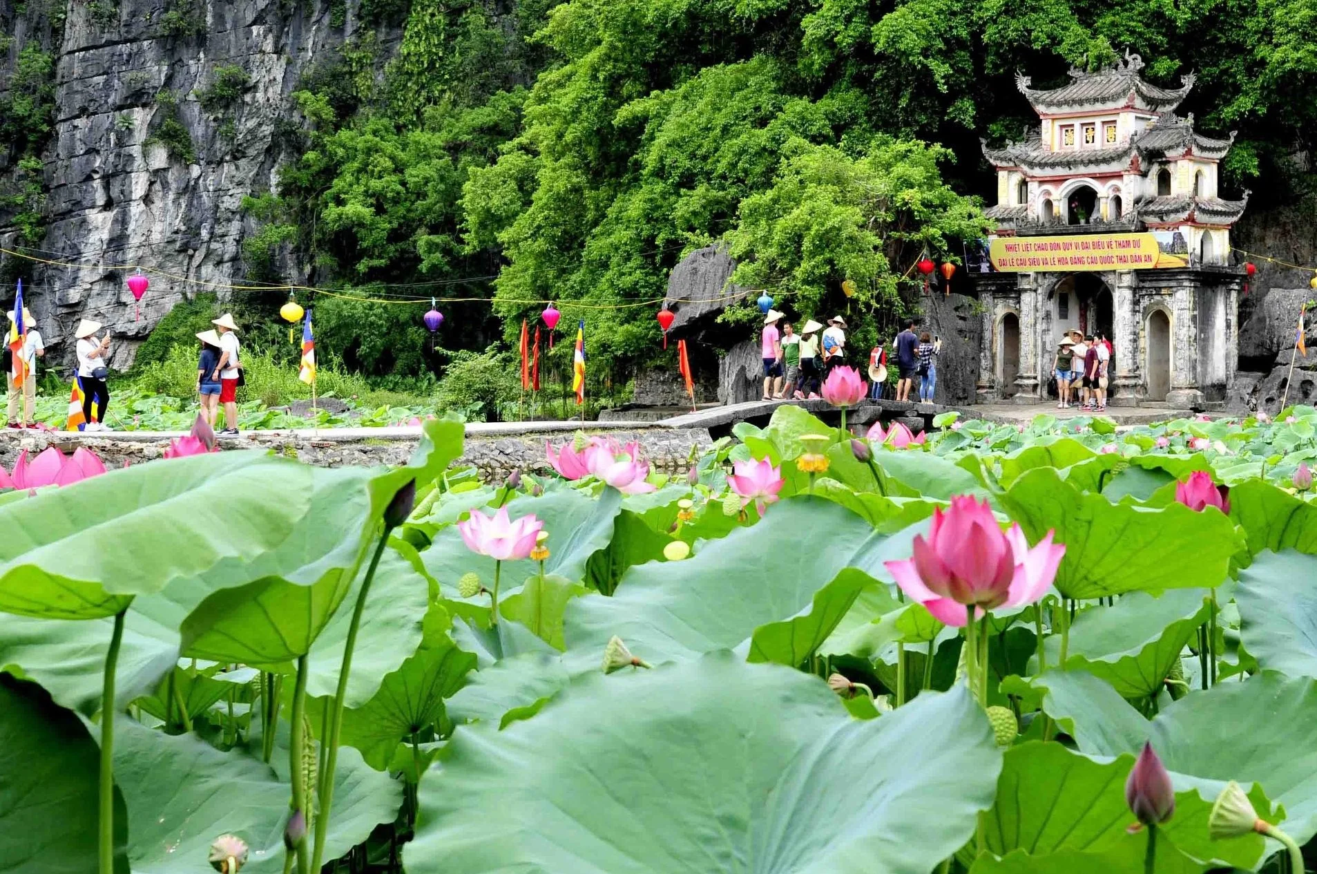 Ninh Binh Bich Dong.jpg