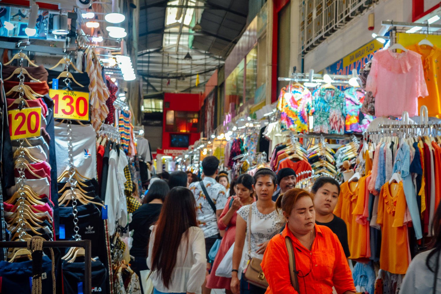 Bangkok Pratunam-Market.jpg