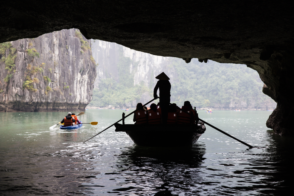 Halong Bay Luon Cave2.png