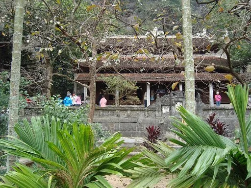 Ninh Binh Bich Dong Pagoda2.jpg