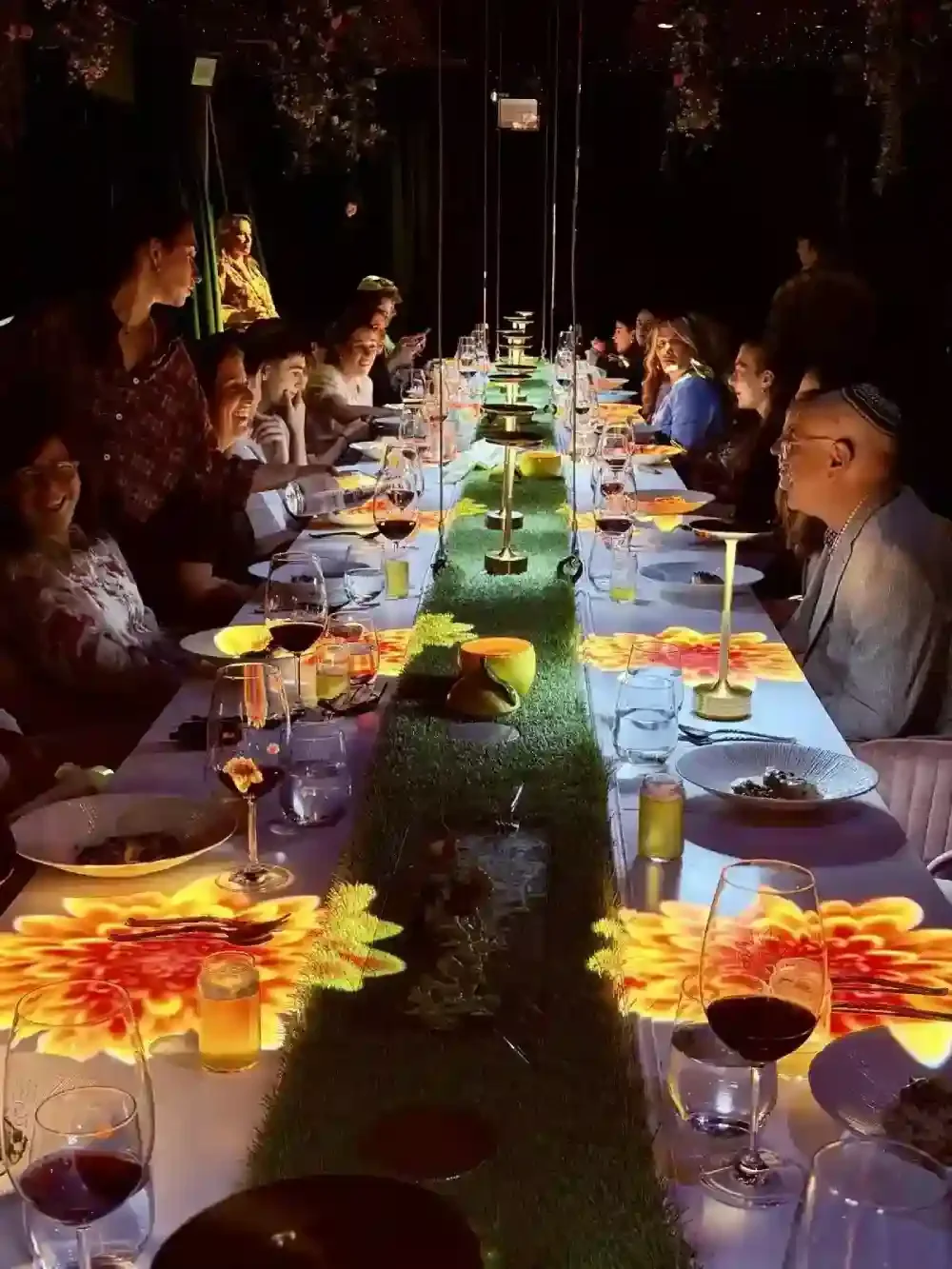 immersive dining experience