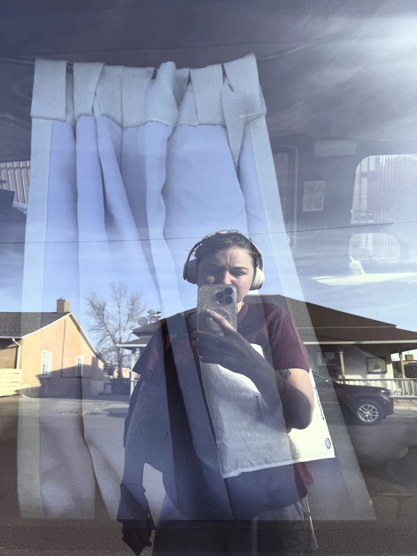 Mailing prints in the desert = chaos.

Sick 120lb dog (in van&hellip;)
Broken printer app.
Glitchy library computer.
Wrong email.
Password reset.
Verification code.
No tape.
Post box too small.

Coming to you anyway.
Hope you like it. 📦