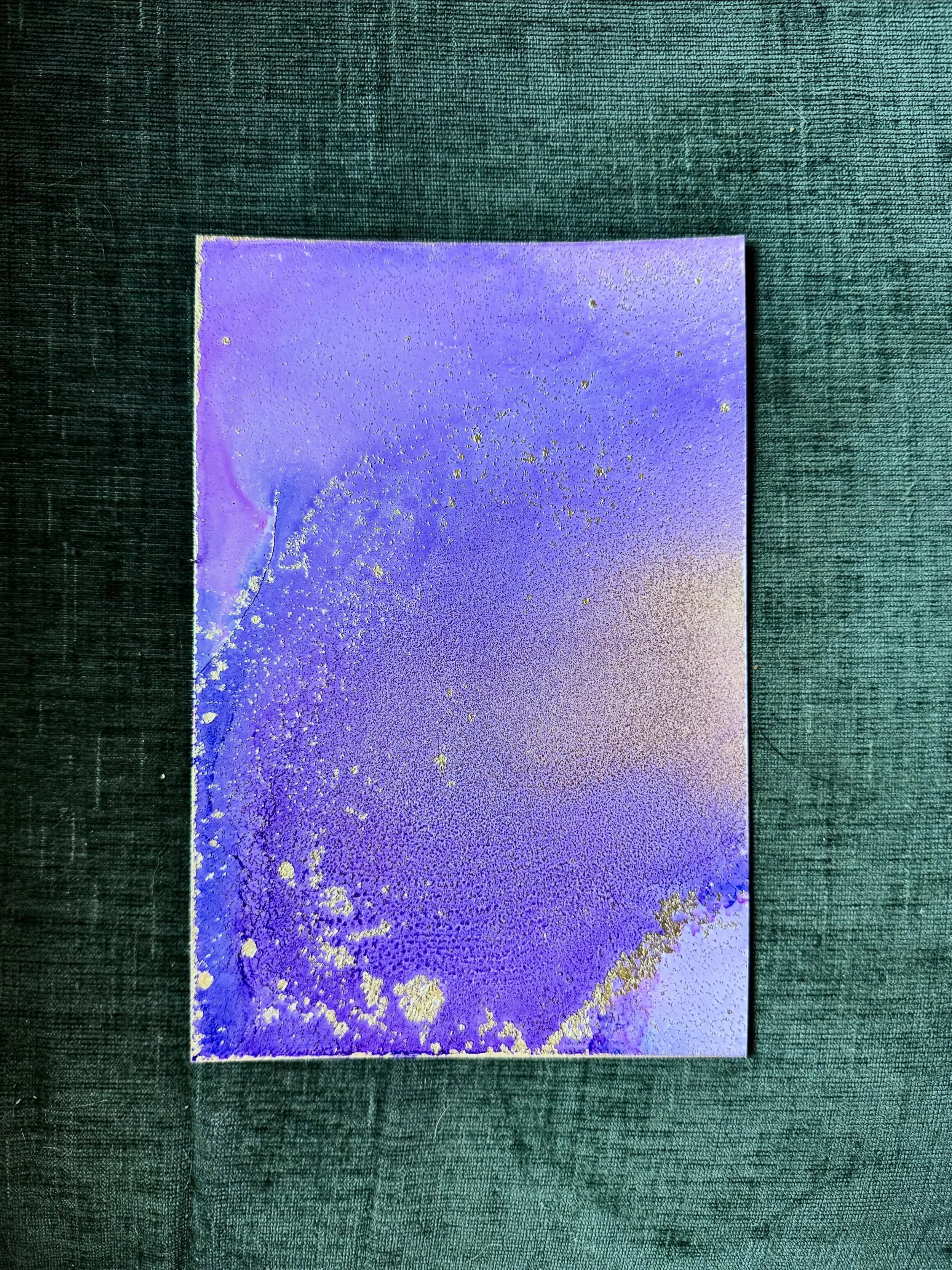 How tf do I make myself start painting regularly again though? Anyone? Help xP I&rsquo;m feeling stubborn and trapped outside of my practice. Gonna try some novel-feeling things this week to see if it brings me back a bit.

✍️ 

#abstractart #organic