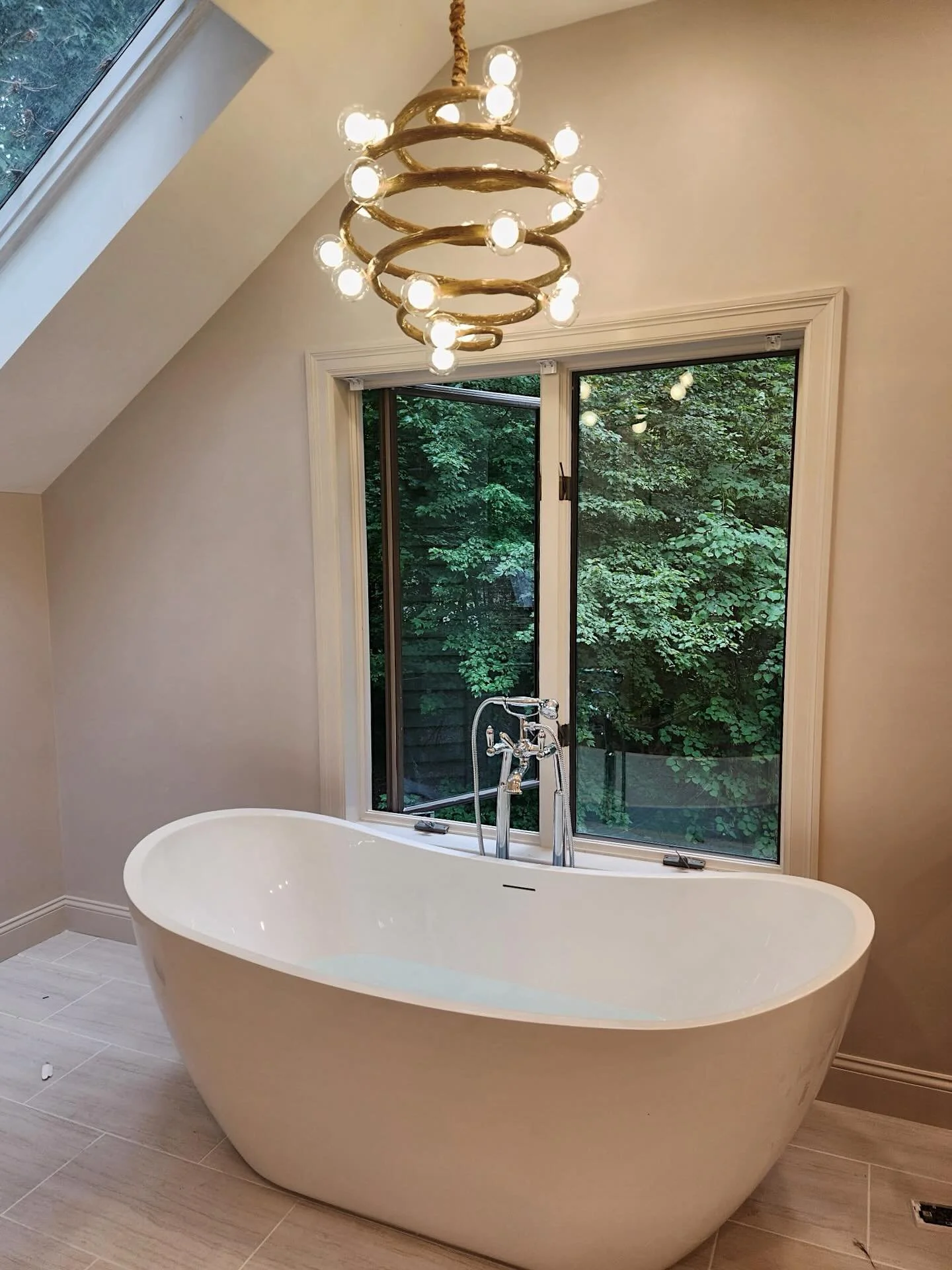 Our socials have been a little quiet lately&hellip; for good reason! 
We&rsquo;ve had lots of different projects over the past few months, but this complete 
bathroom makeover was something special. 
Heated floor, a custom shower, and a newly install