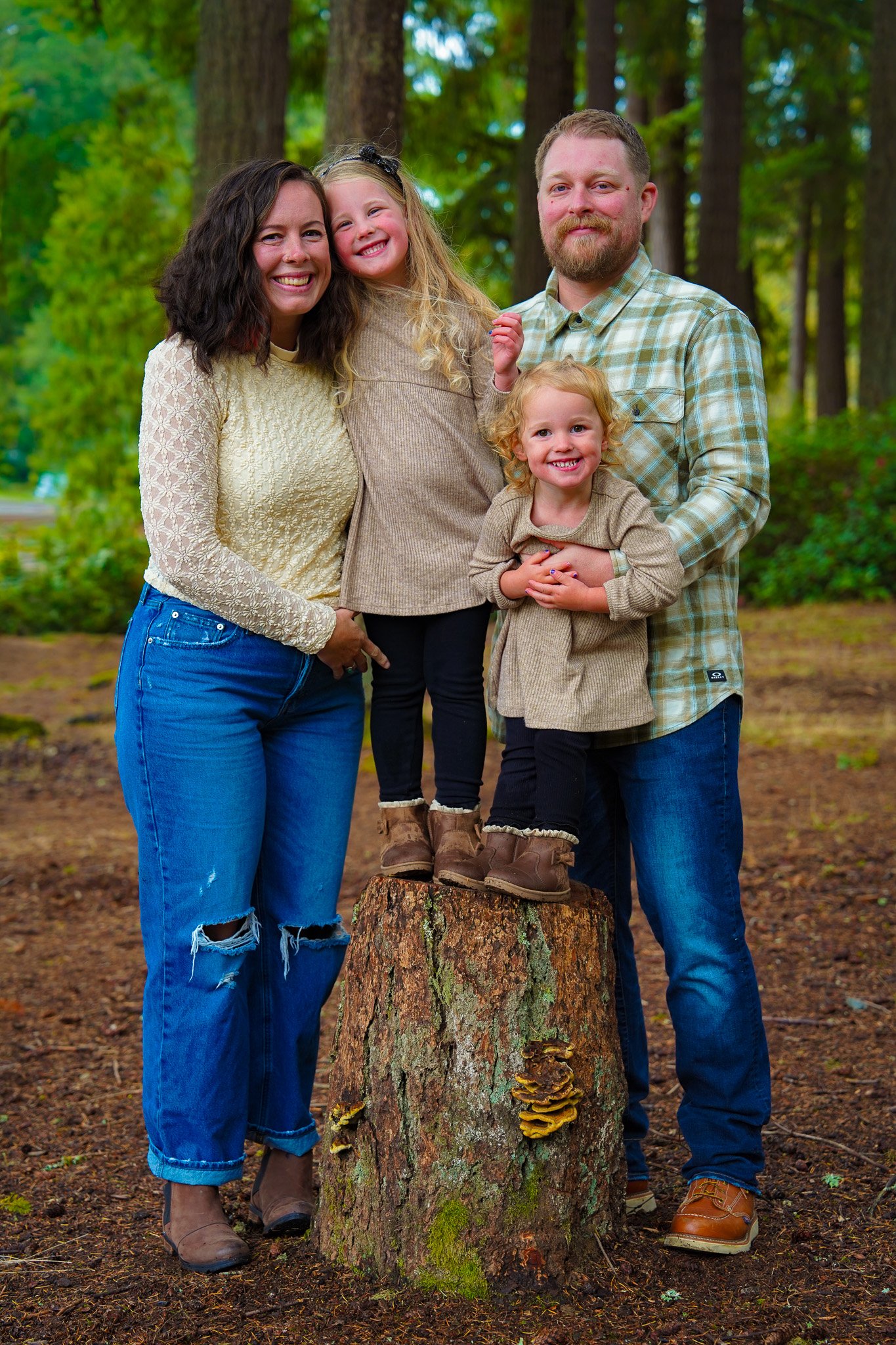 Family portrait at the Lake Wilderness Arboretum in Maple Valley.