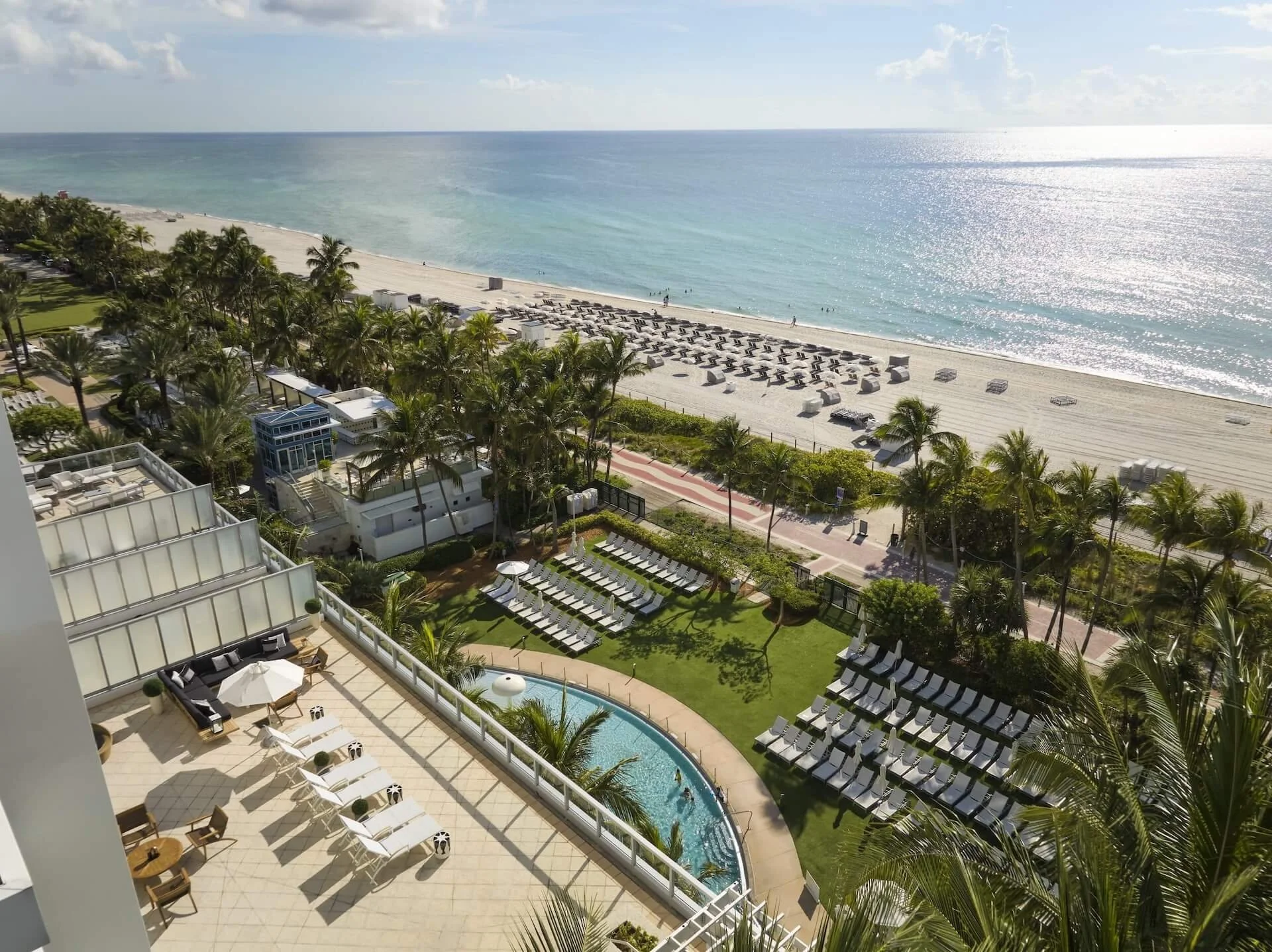 Architectural_View-from-Sorrento-Penthouse_Fontainebleau-Miami-Beach.jpg