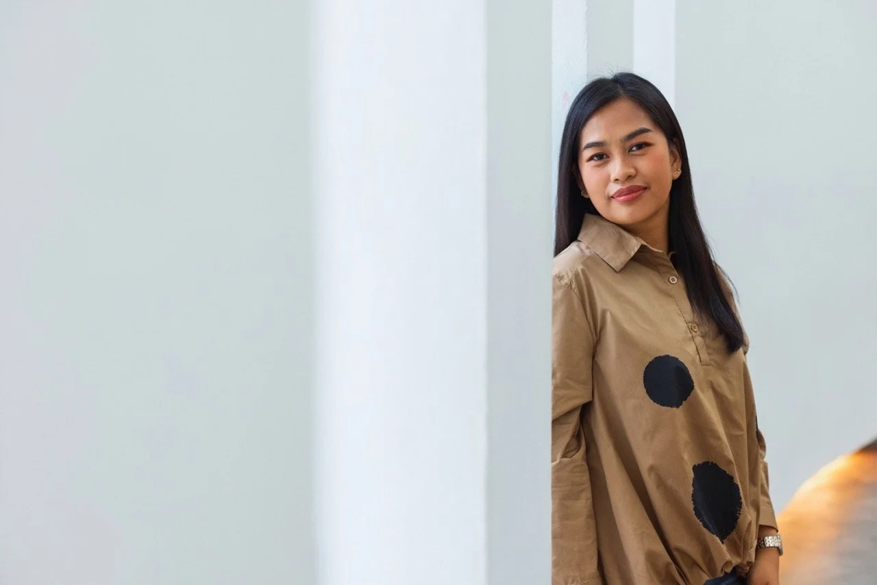 Belle-9487 Large.jpeg