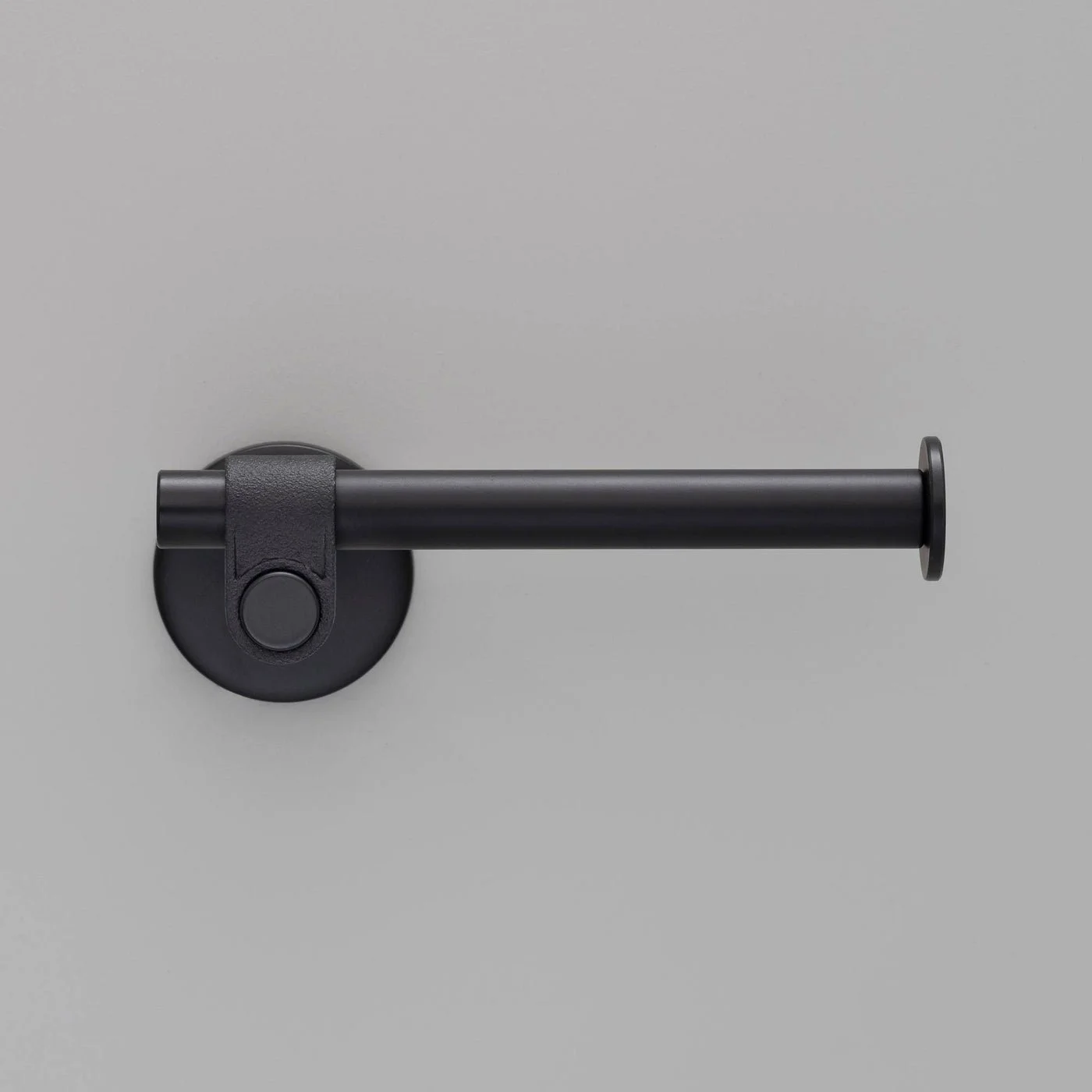 bp_cast_toilet_roll_holder_welders_black_fe_web.jpg