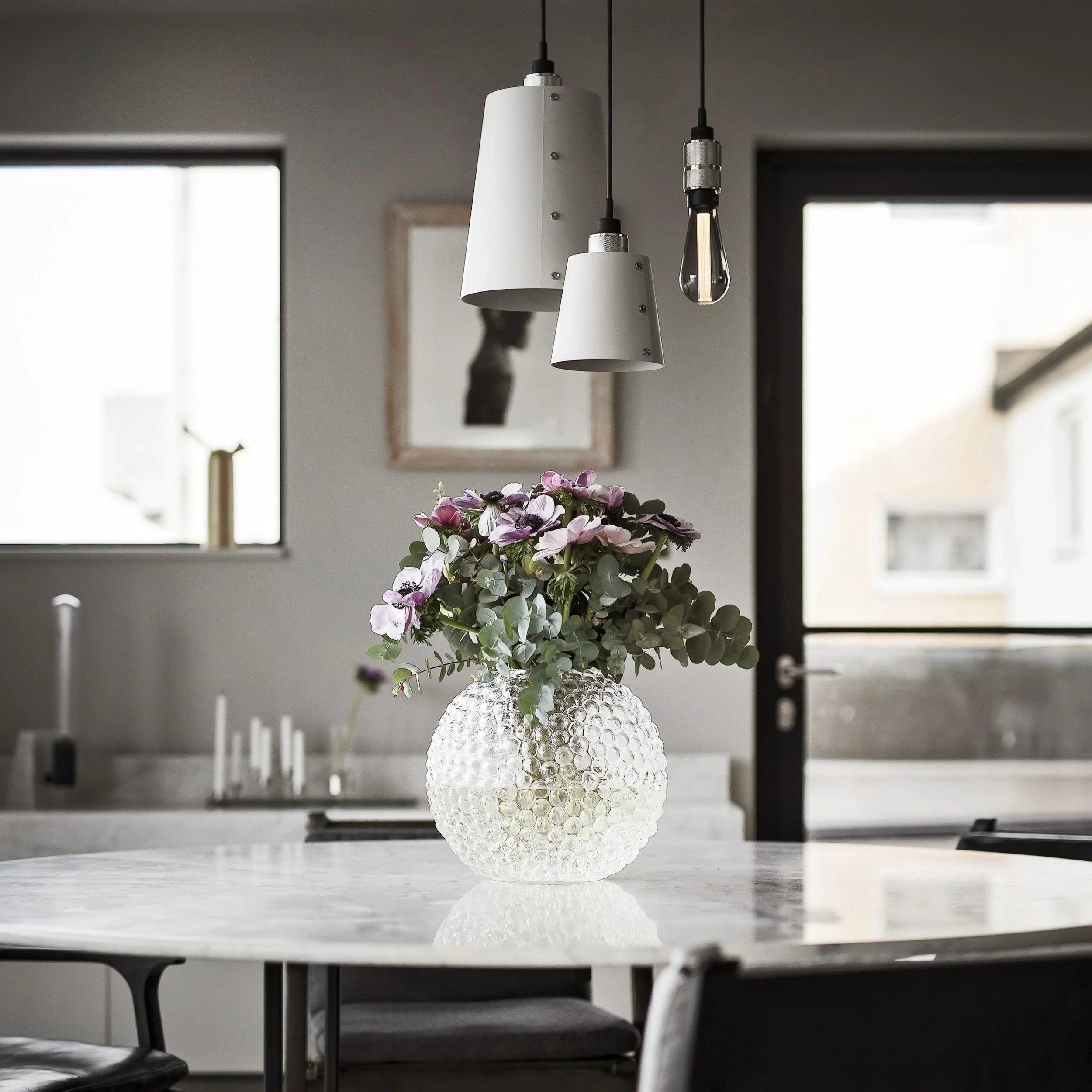 candelabru-hooked-3-0-mix-stone-buster-and-punch-paris14a-ro-6.jpg