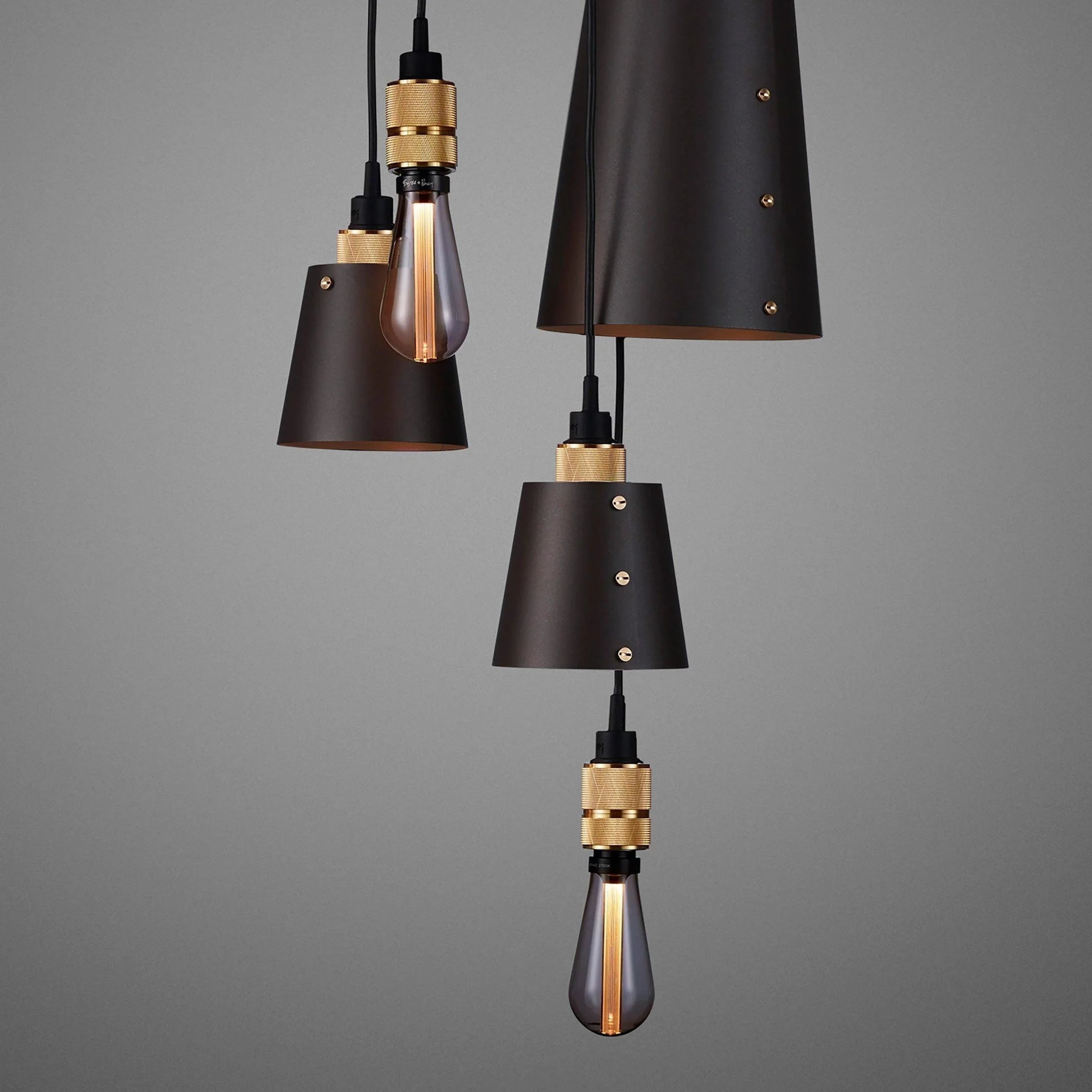 candelabru-hooked-6-0-mix-graphite-buster-and-punch-paris14a-ro-5.jpg