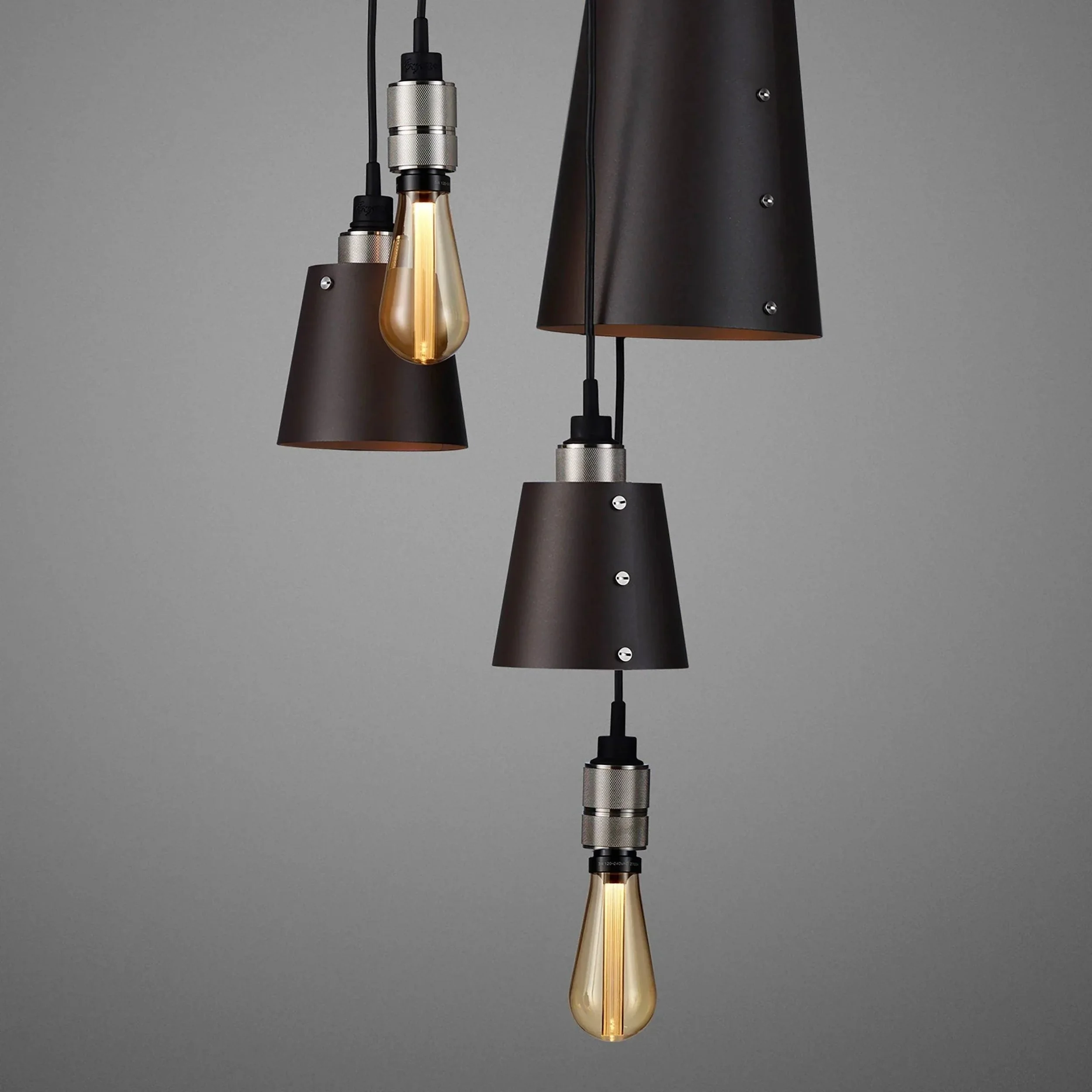 candelabru-hooked-6-0-mix-graphite-buster-and-punch-paris14a-ro-12.jpg